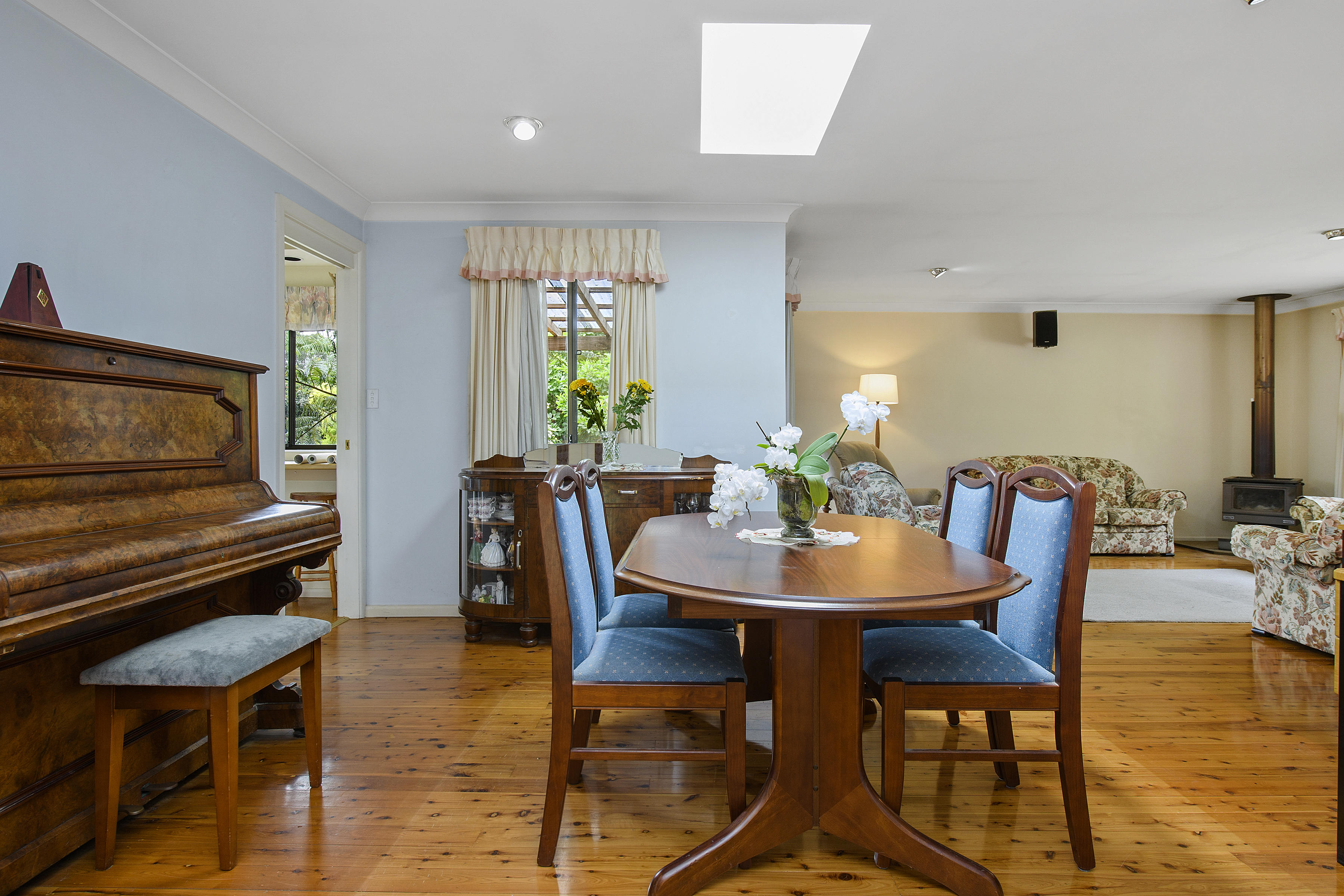 6 Lynrob Place, Thornleigh, NSW, 2120, Thornleigh - Thumbnail 2