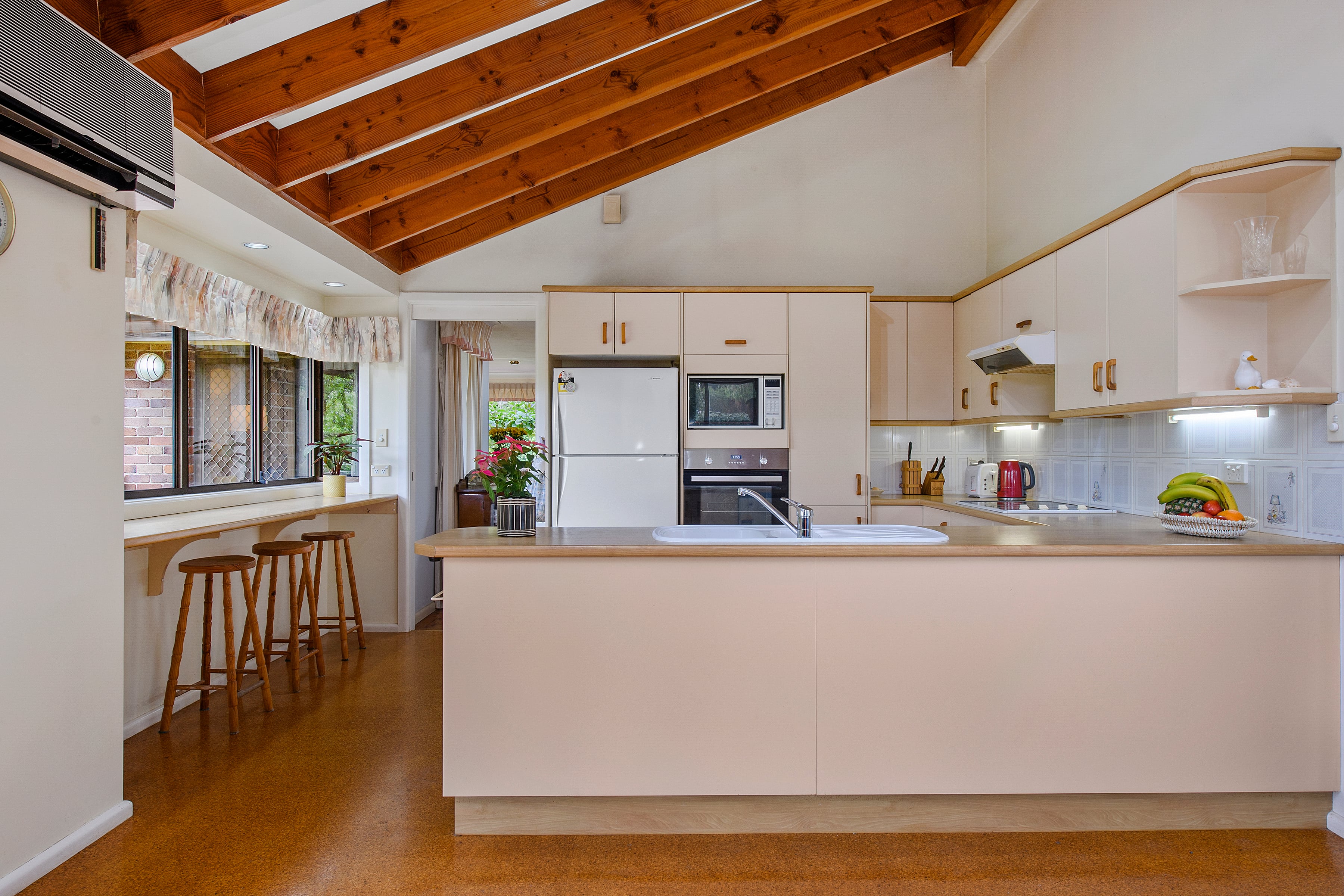 6 Lynrob Place, Thornleigh, NSW, 2120, Thornleigh - Thumbnail 3