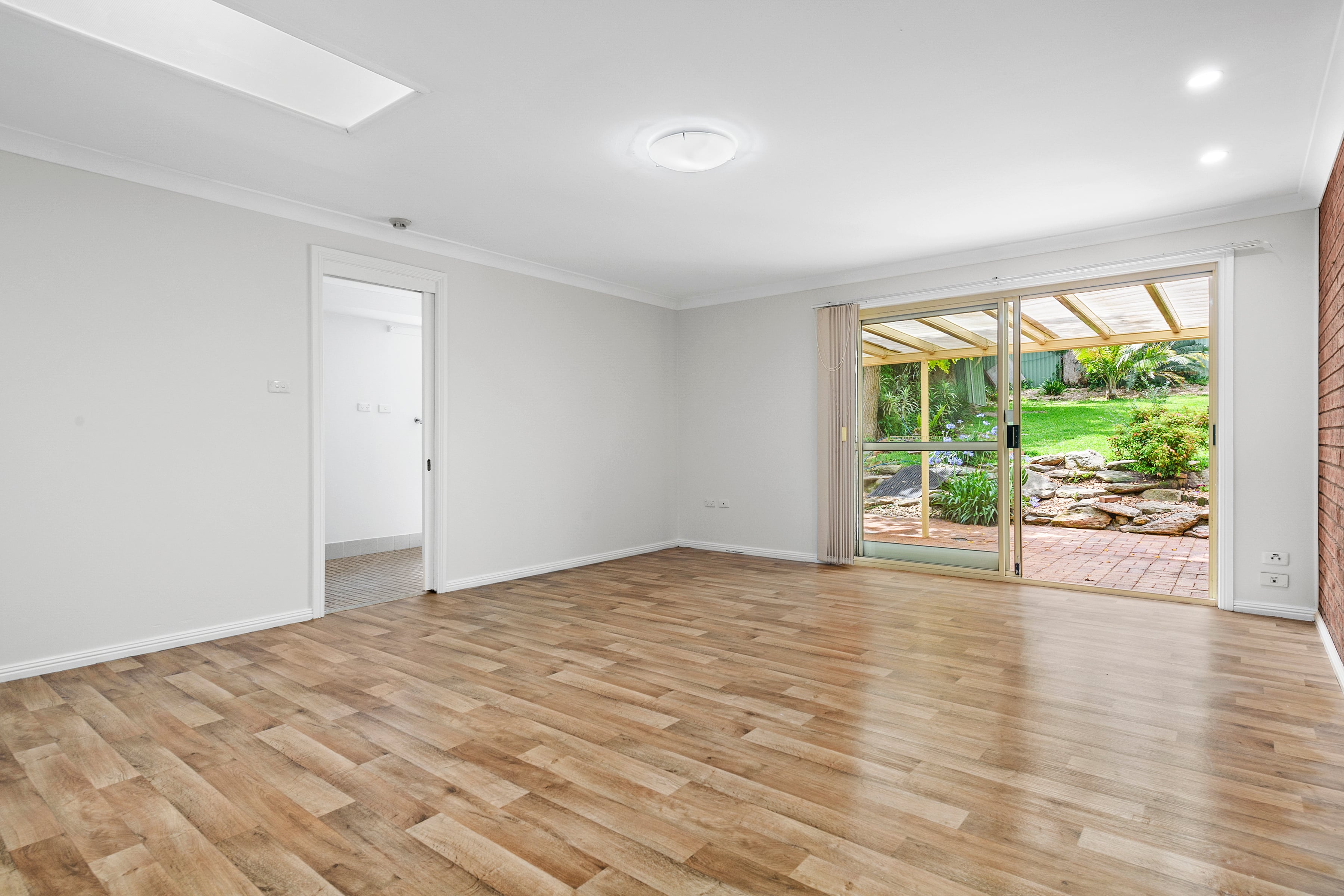 38 Coonara Avenue, West Pennant Hills, NSW, 2125, West Pennant Hills - Thumbnail 2
