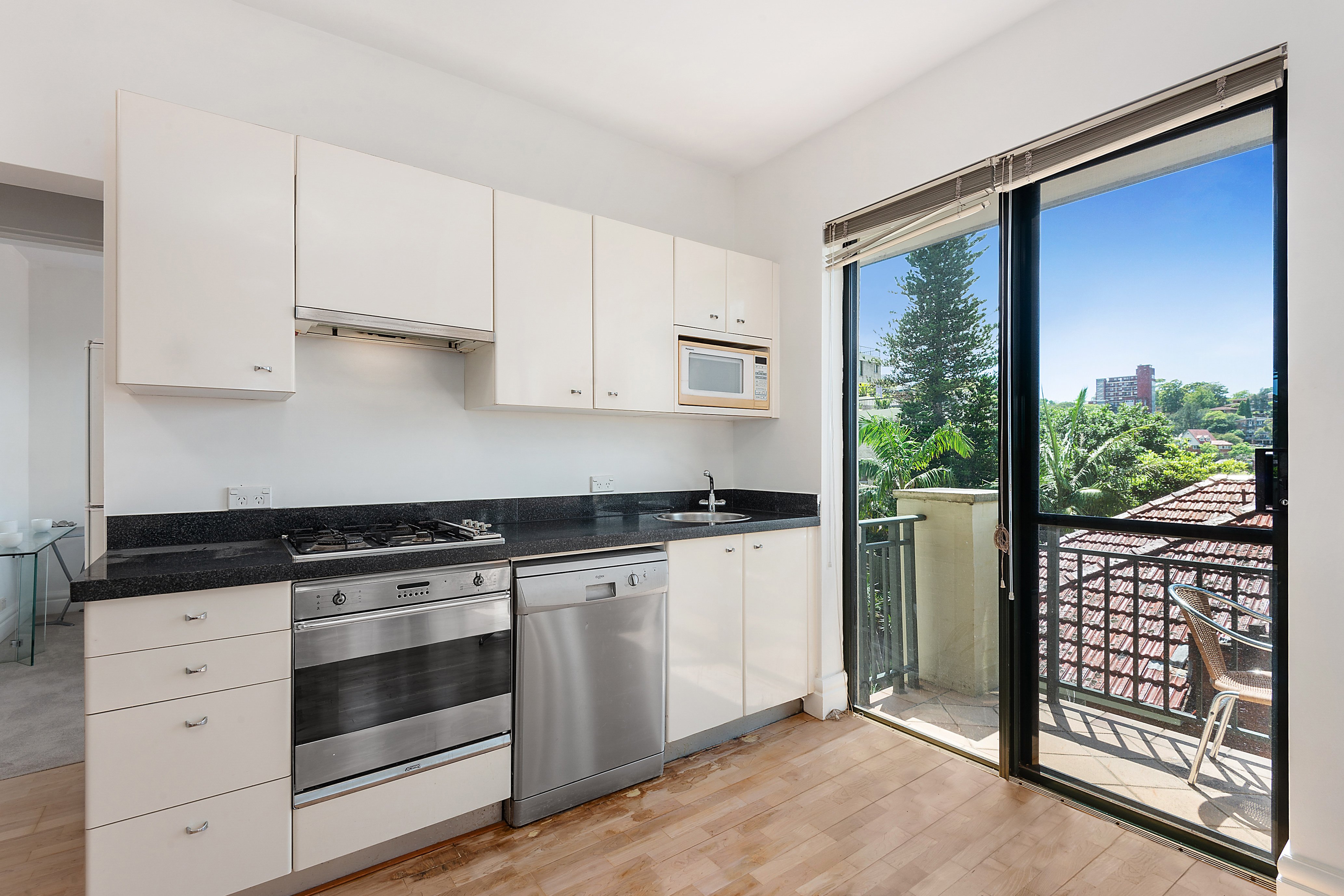 704/433 Alfred Street North, Neutral Bay, NSW, 2089, Neutral Bay - Thumbnail 2