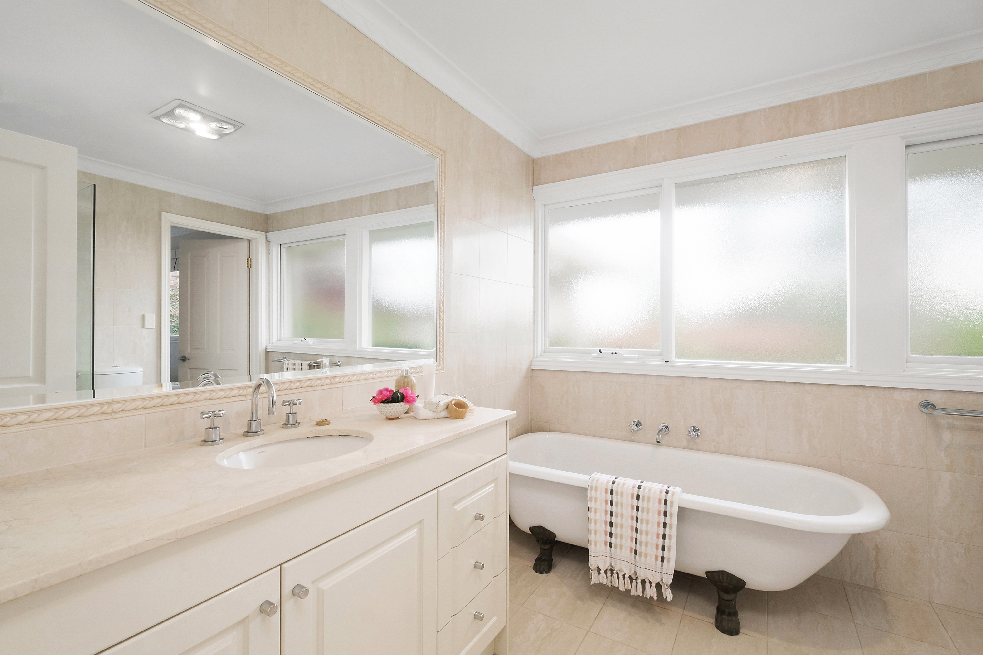 22 Howson Avenue, Turramurra, NSW, 2074, Turramurra - Thumbnail 6