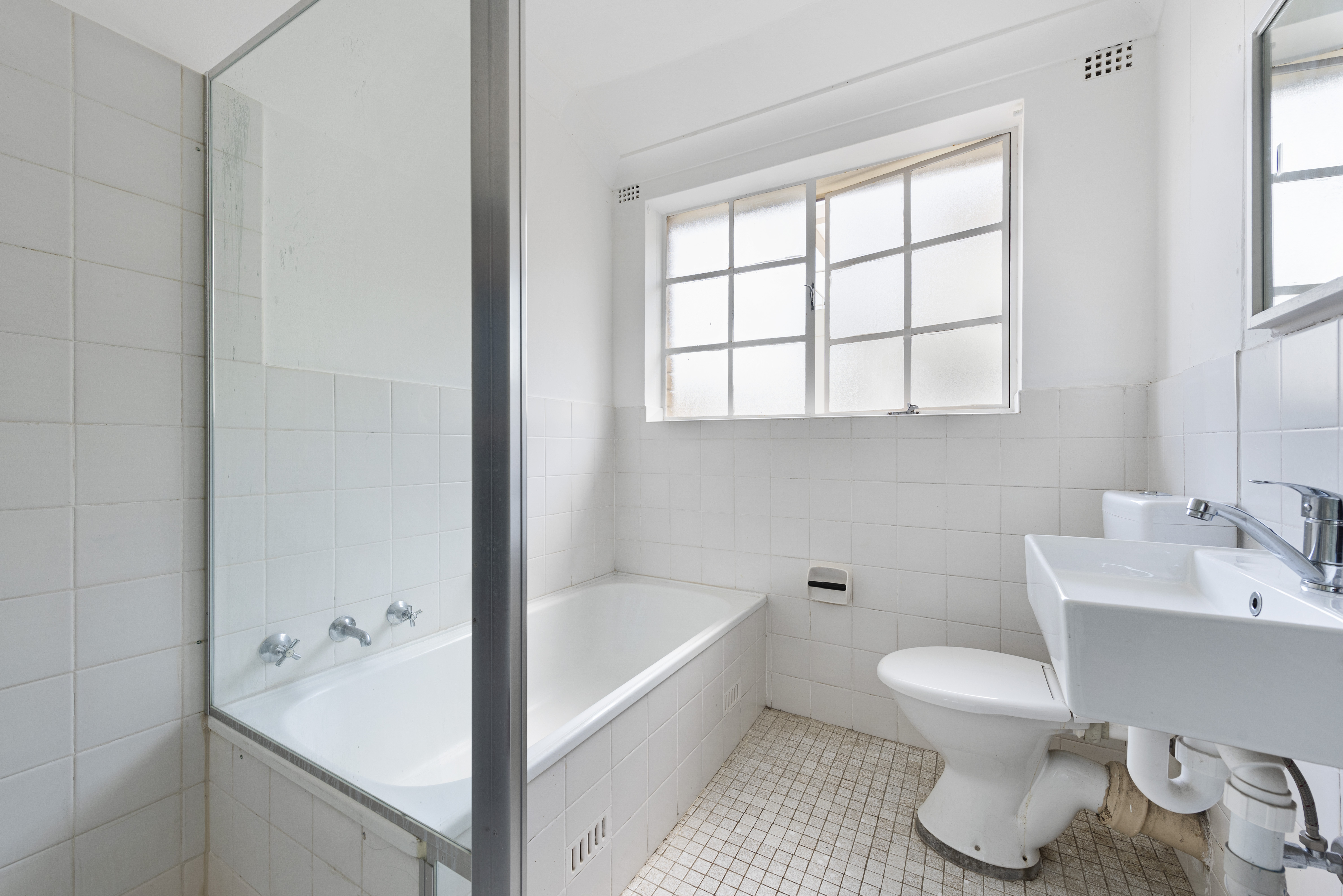 14/2A Yardley Avenue, Waitara, NSW, 2077, Waitara - Thumbnail 6