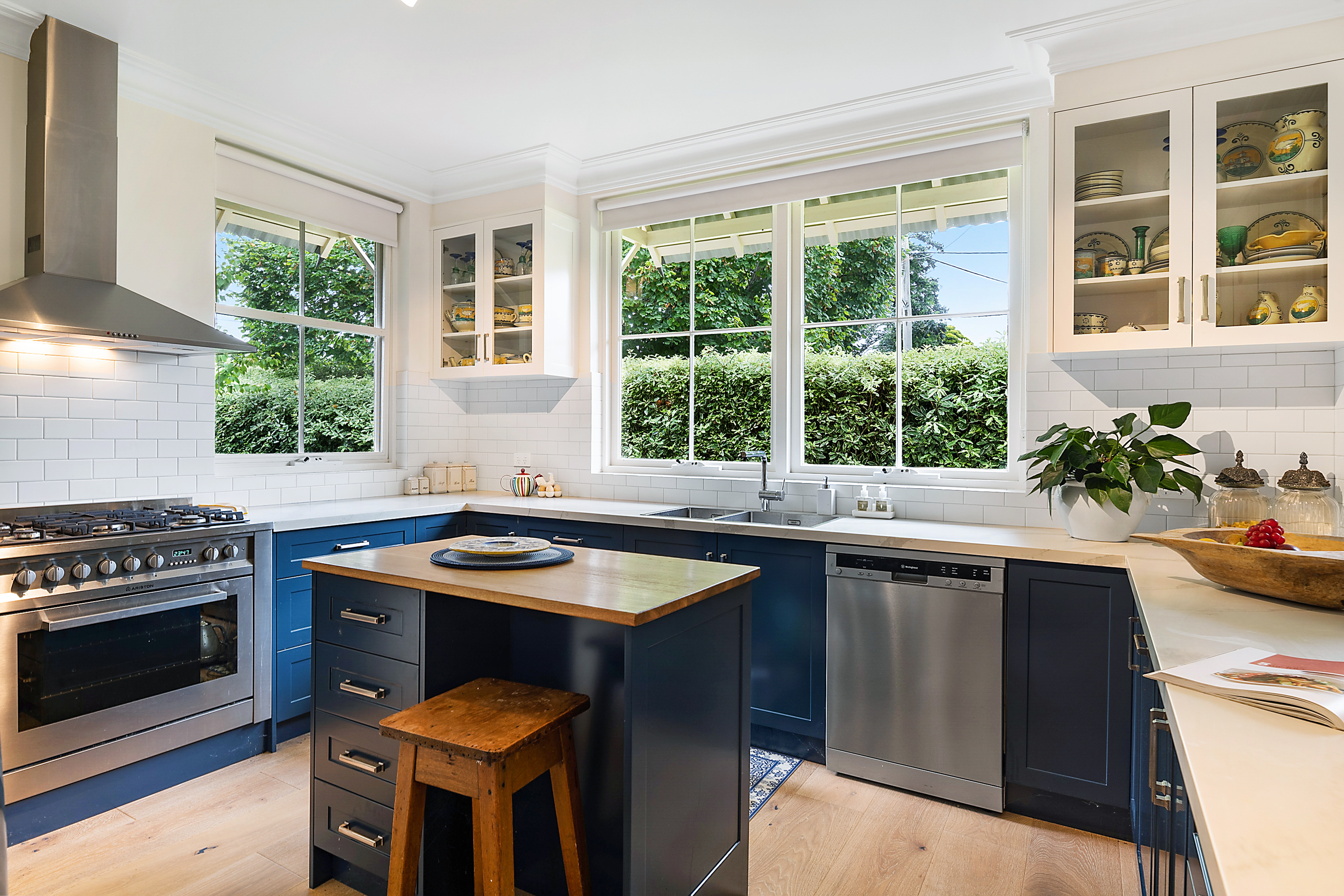 1/12 Arthur Street, Moss Vale, NSW, 2577, Moss Vale - Thumbnail 2