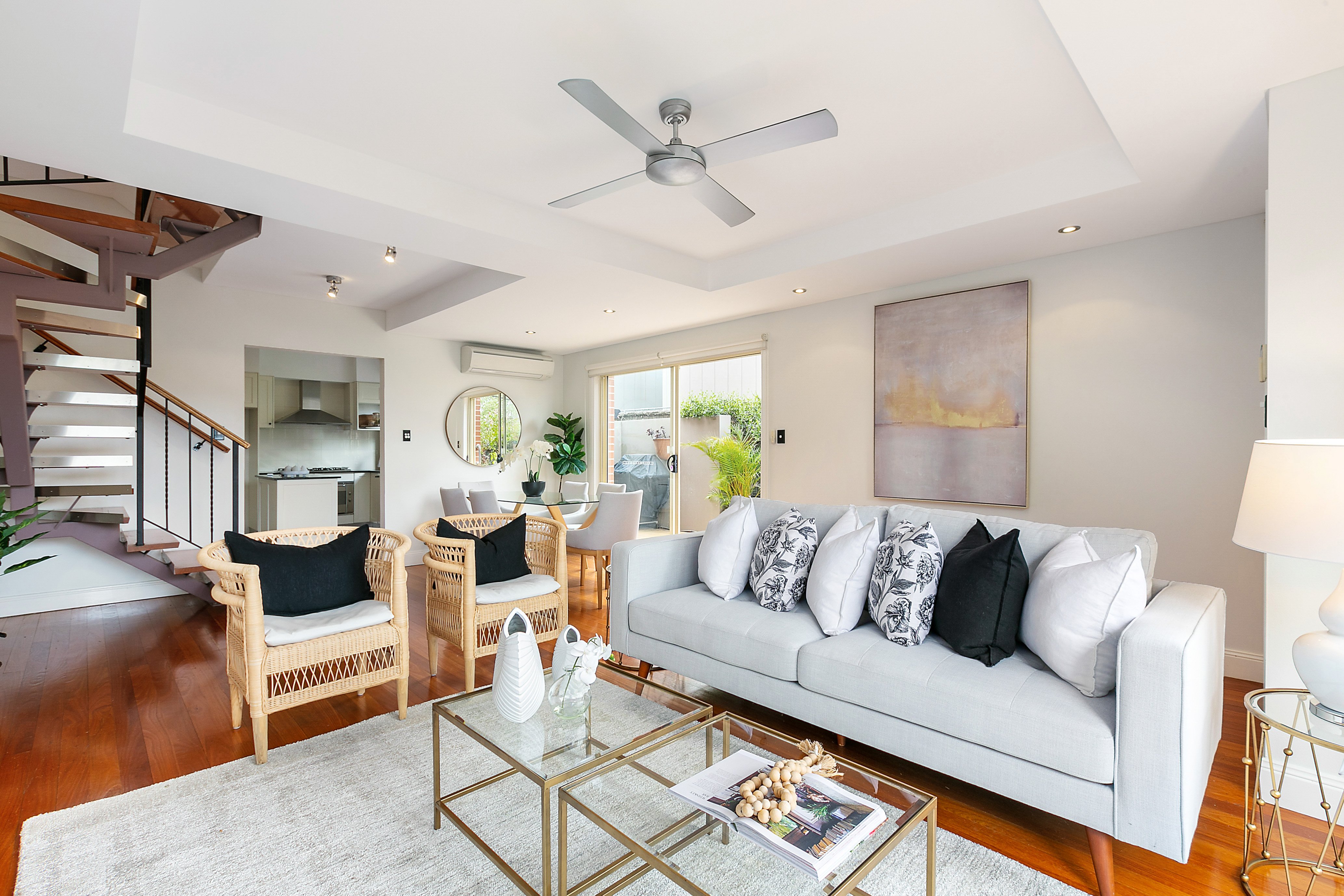 2/10 Eaton Street, Neutral Bay, NSW, 2089, Neutral Bay - Thumbnail 2