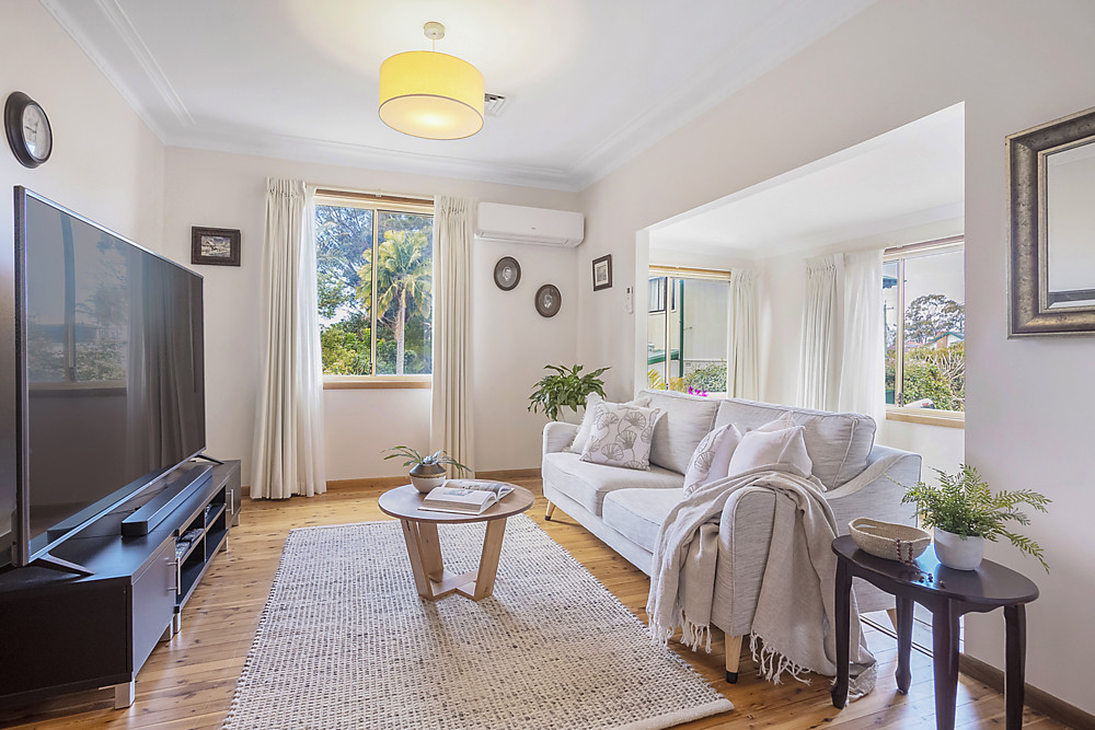 9 Cresting Avenue, Corrimal, NSW, 2518, Corrimal - Thumbnail 2