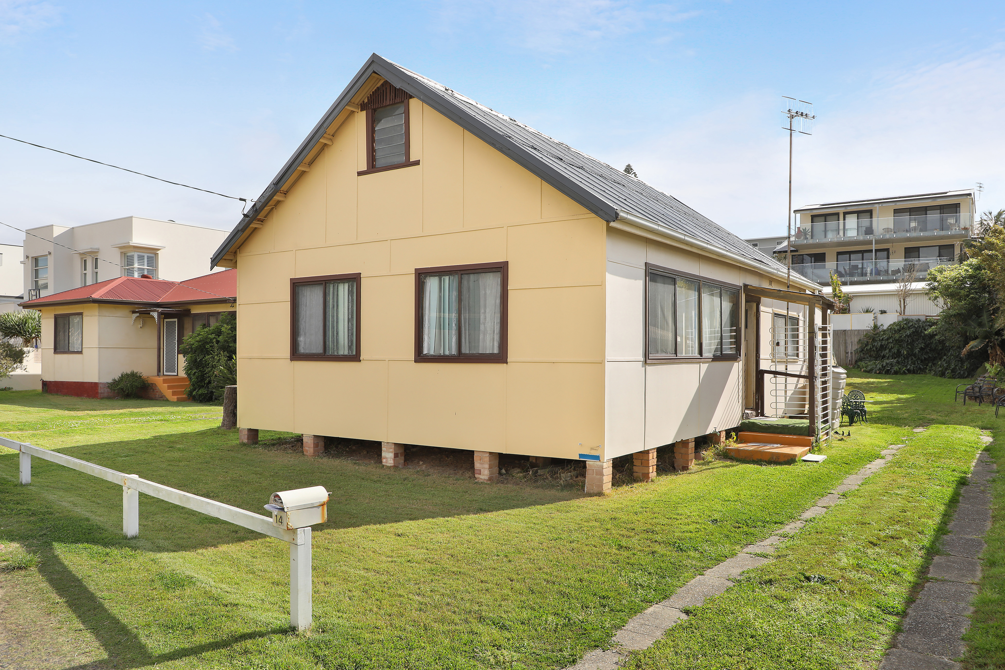 14 Calais Road, Wamberal, NSW, 2260, Wamberal - Thumbnail 4