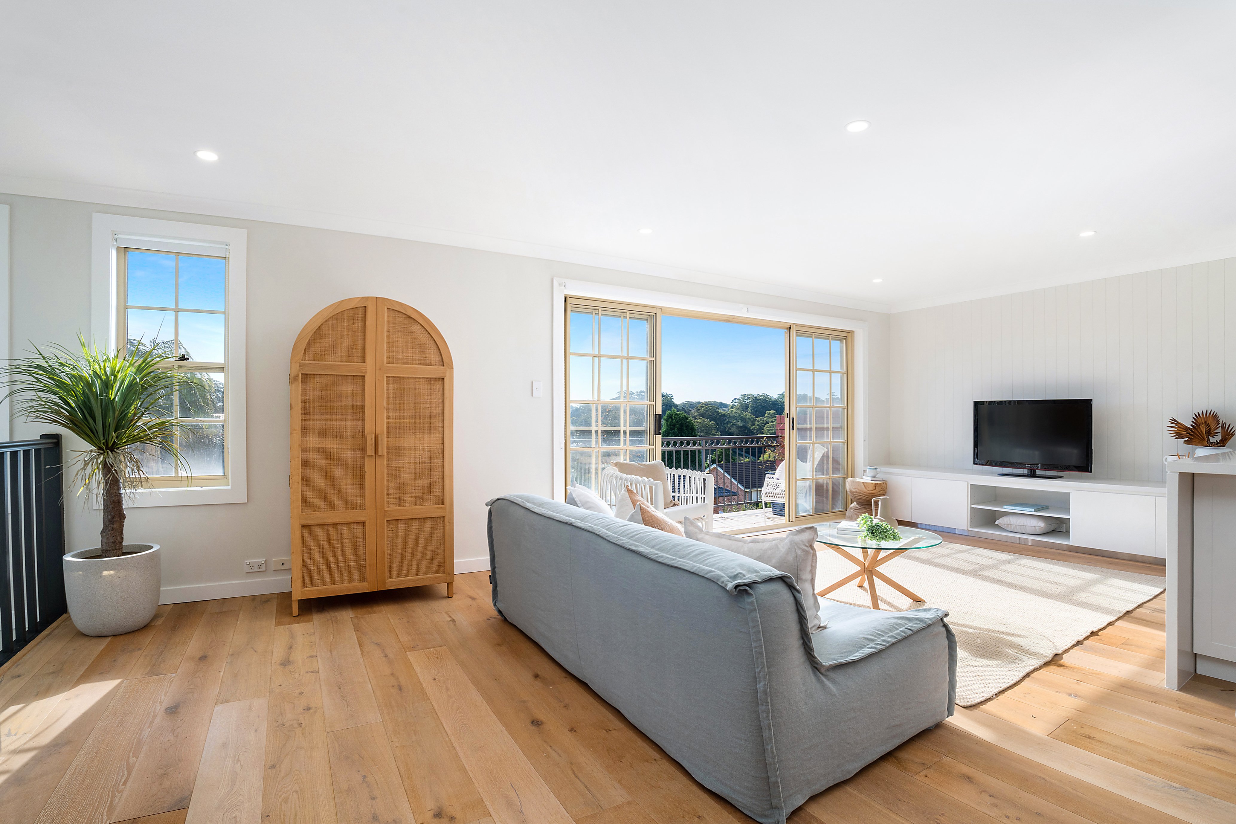 2/10 Sotherby Avenue, Terrigal, NSW, 2260, Terrigal - Thumbnail 3
