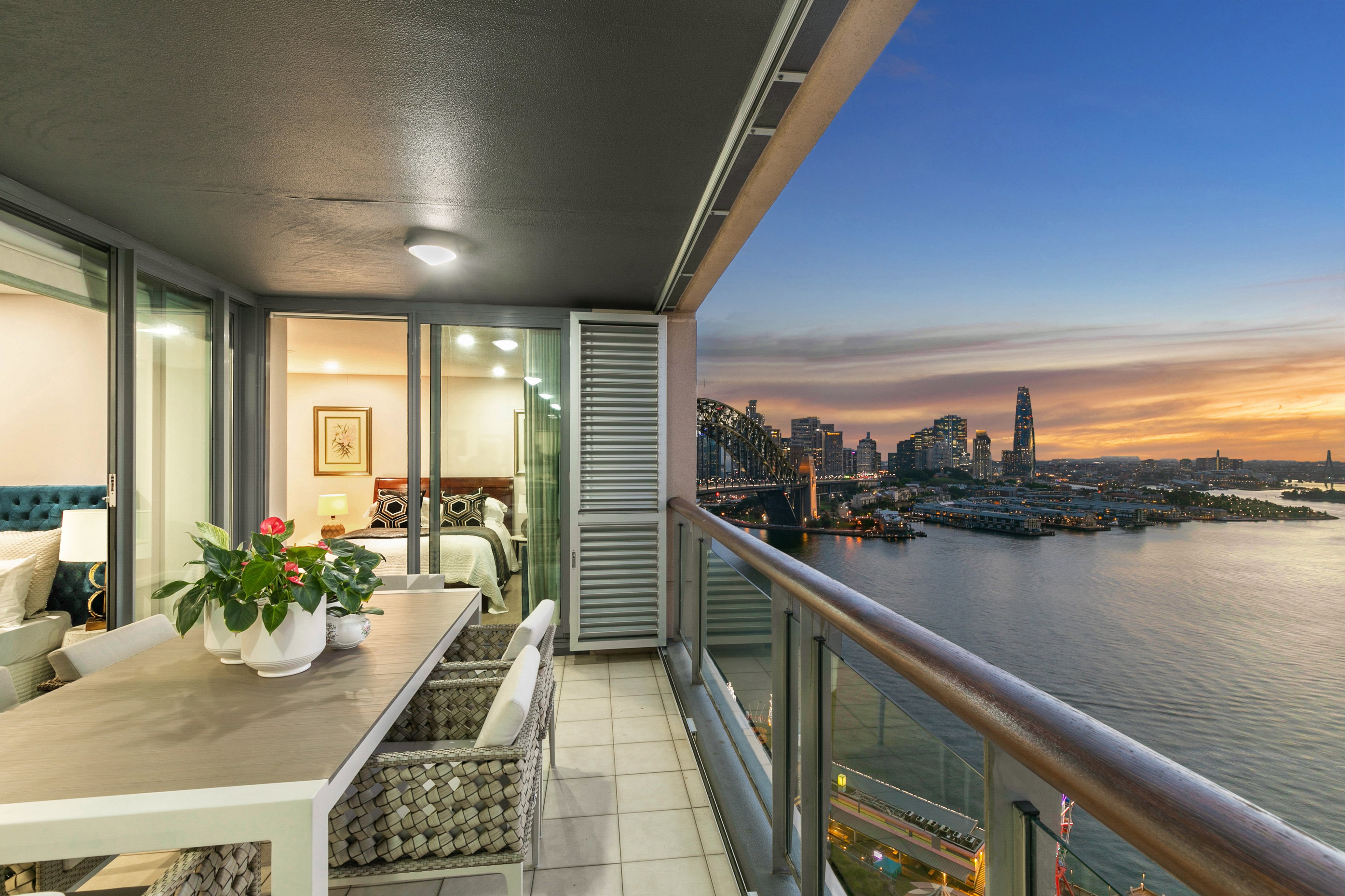2202/2 Dind Street, Milsons Point, NSW, 2061, Milsons Point - Thumbnail 2