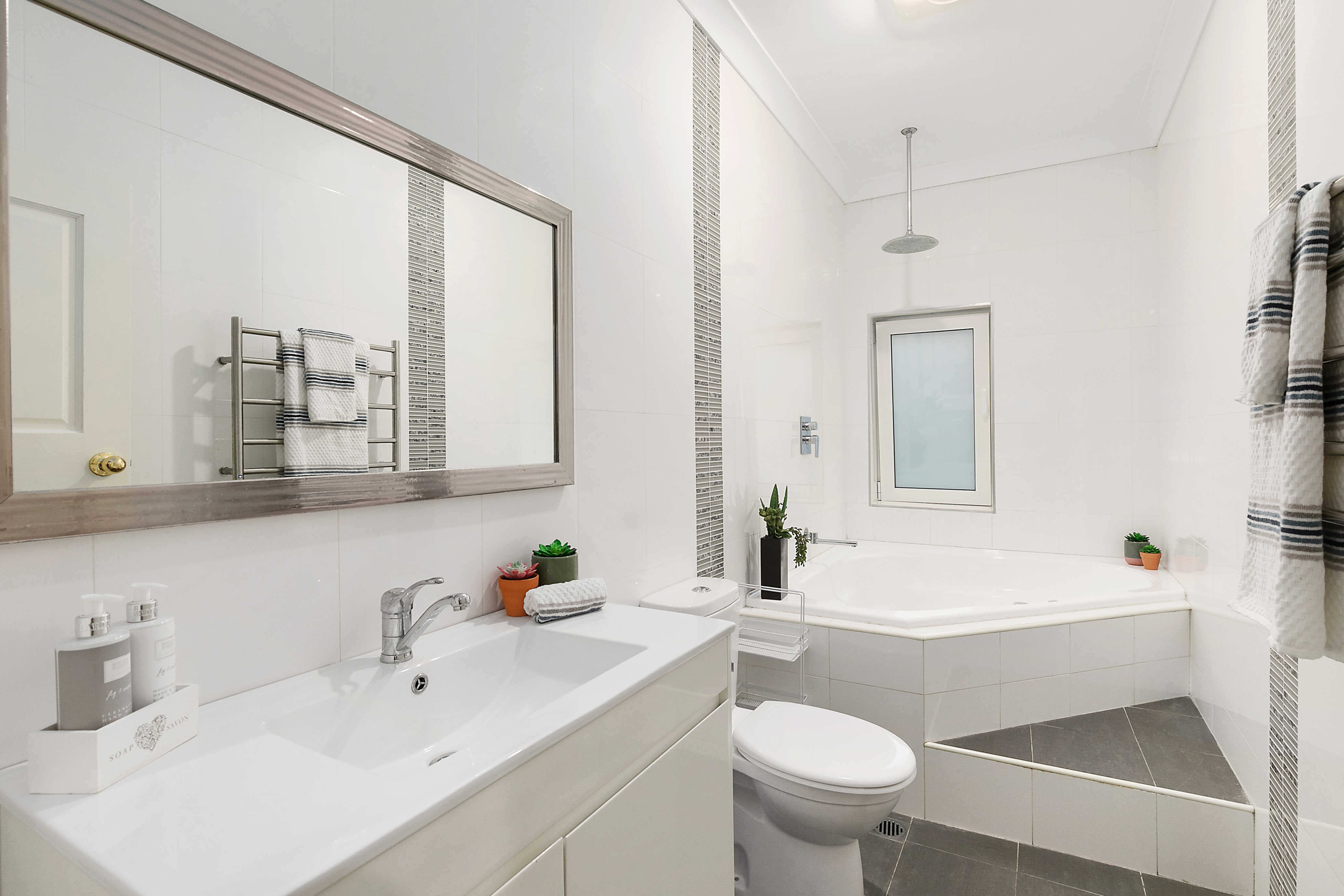 63 Edinburgh Road, Willoughby, NSW, 2068, Willoughby - Thumbnail 5