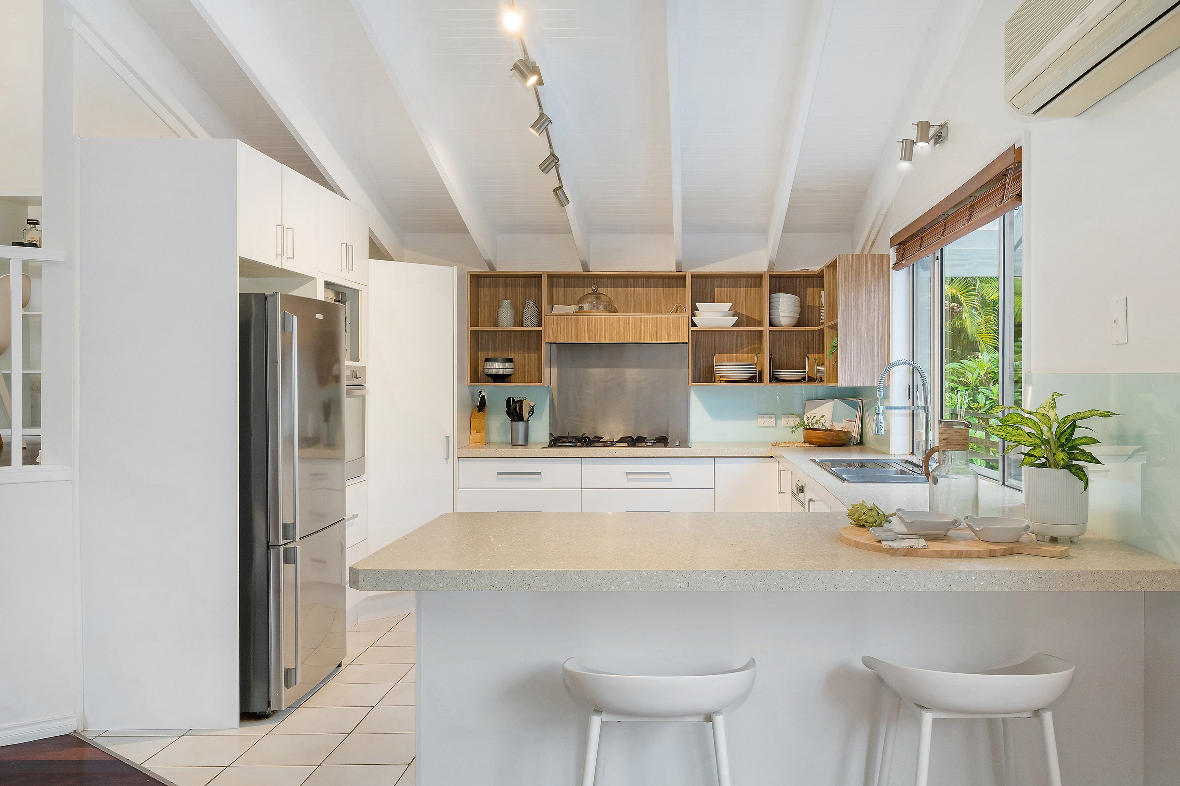27 Alanna Street, Terrigal, NSW, 2260, Terrigal - Thumbnail 6