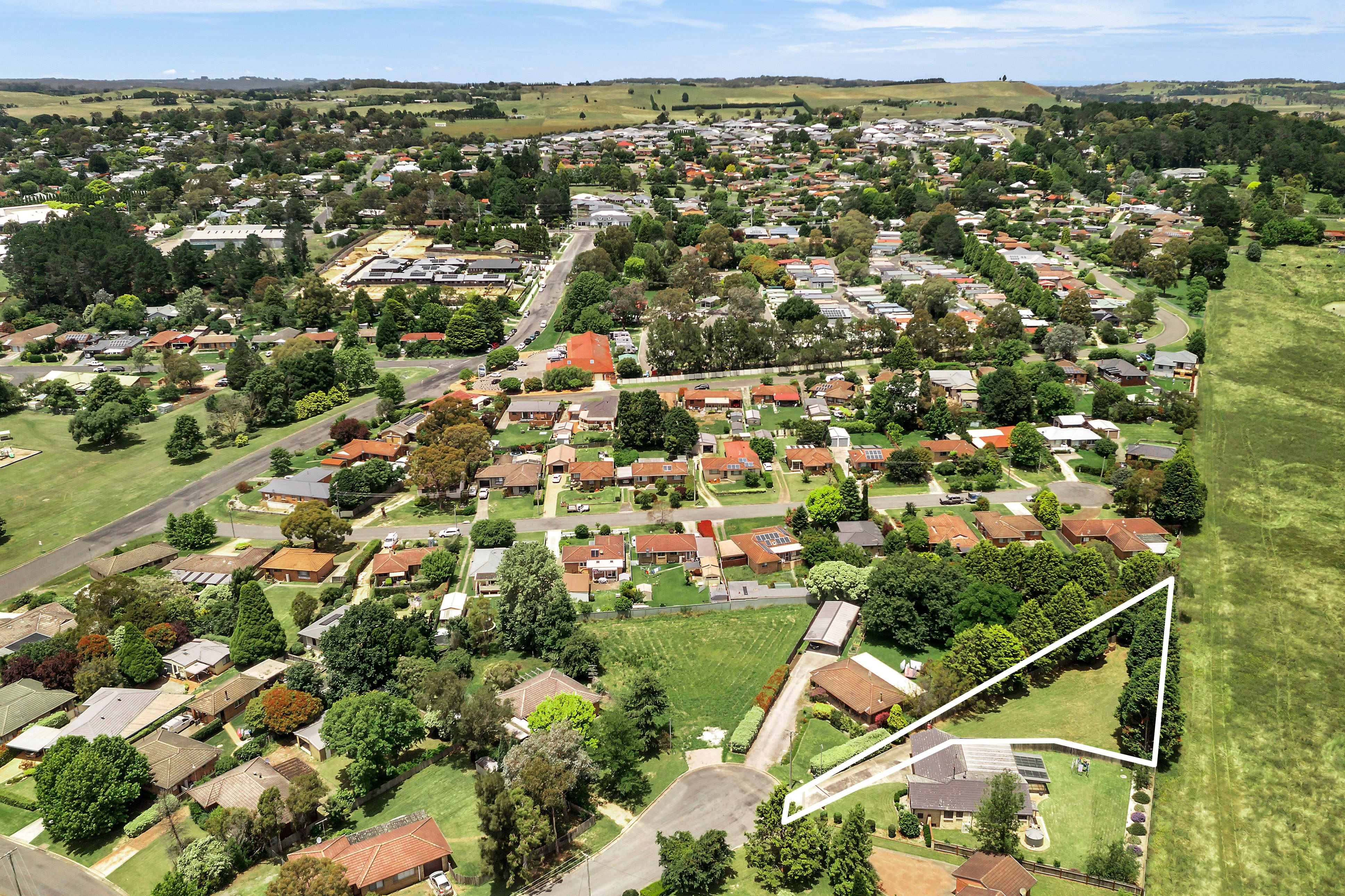7 Collins Place, Moss Vale, NSW, 2577, Moss Vale - Thumbnail 4