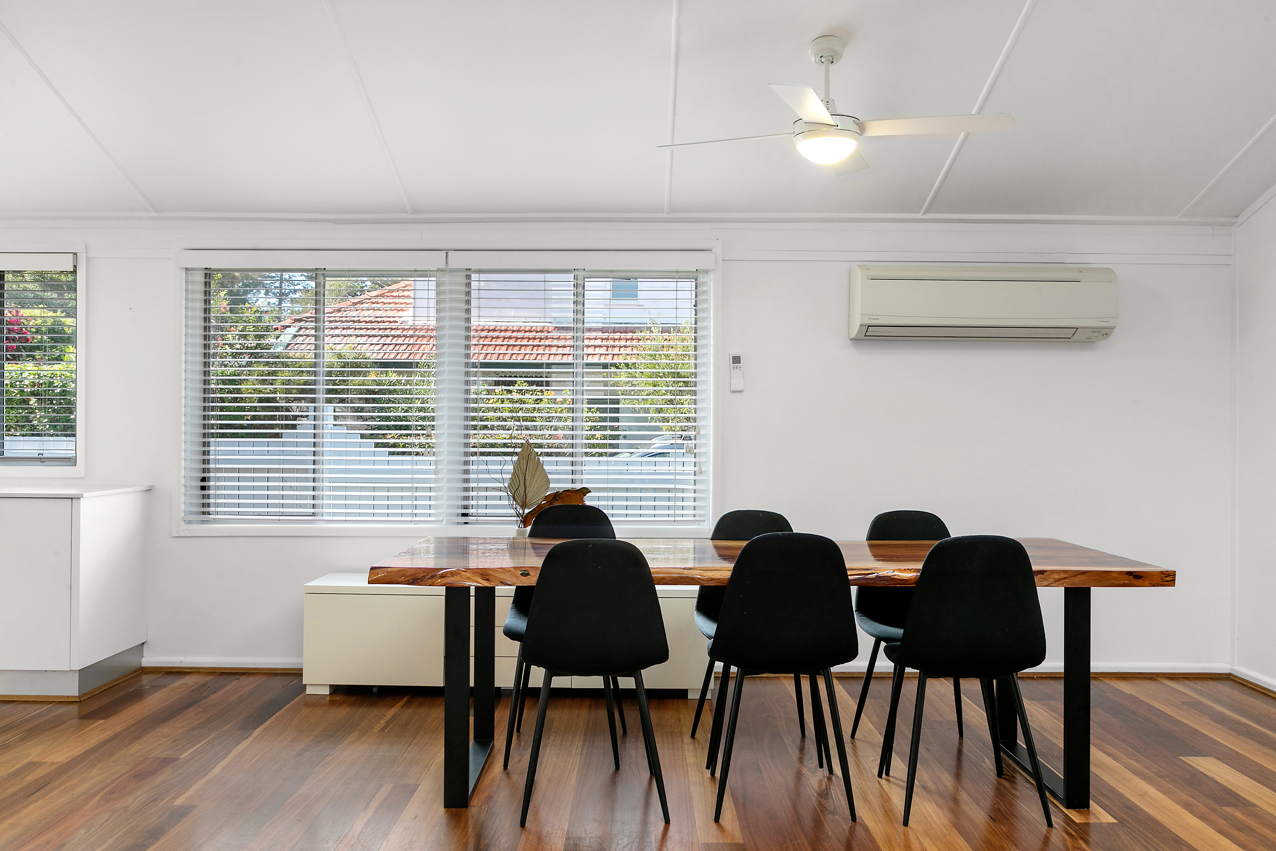 8 Charlton Street, Toowoon Bay, NSW, 2261, Toowoon Bay - Thumbnail 5