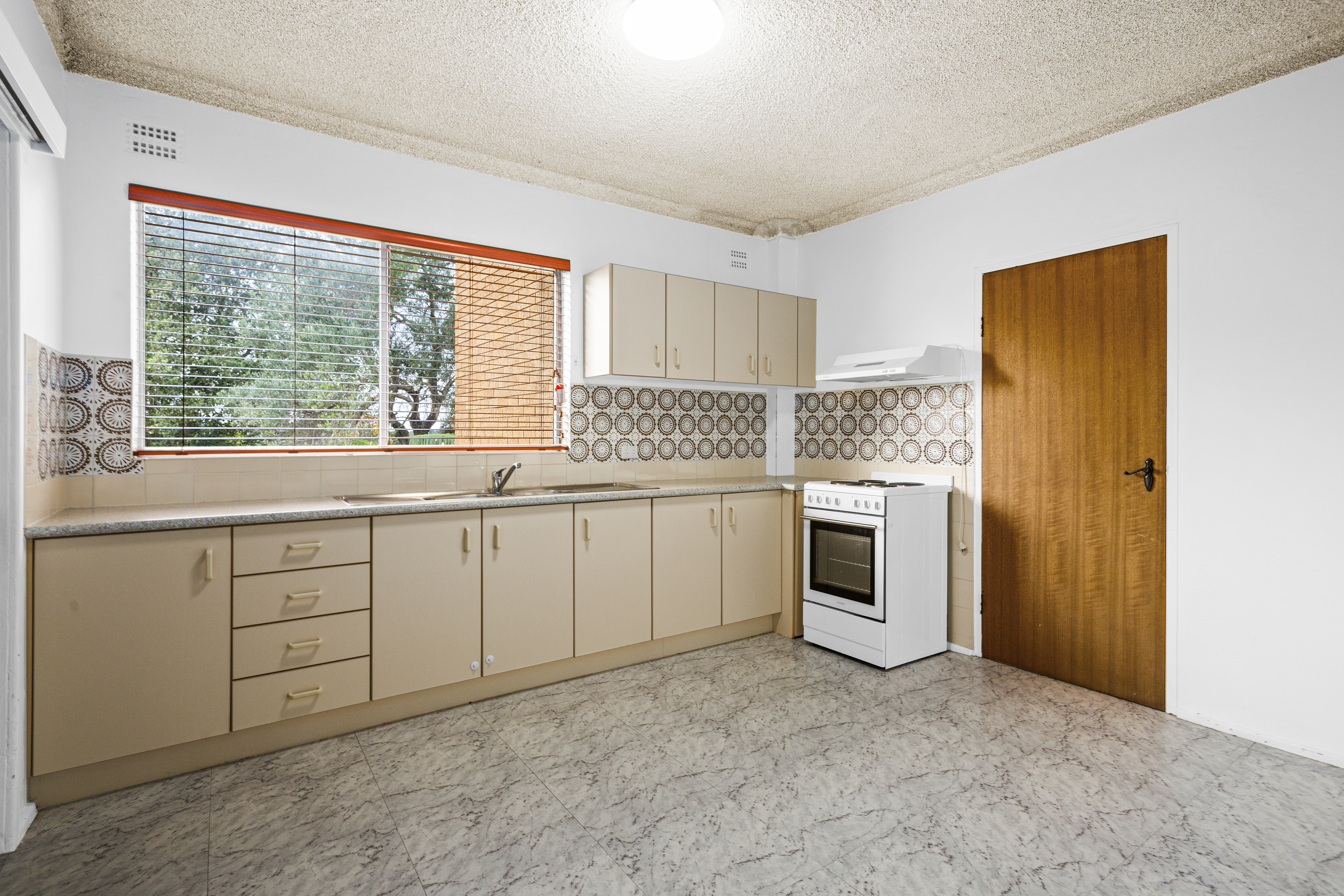 2/43 Bent Street, Warrawong, NSW, 2502, Warrawong - Thumbnail 2