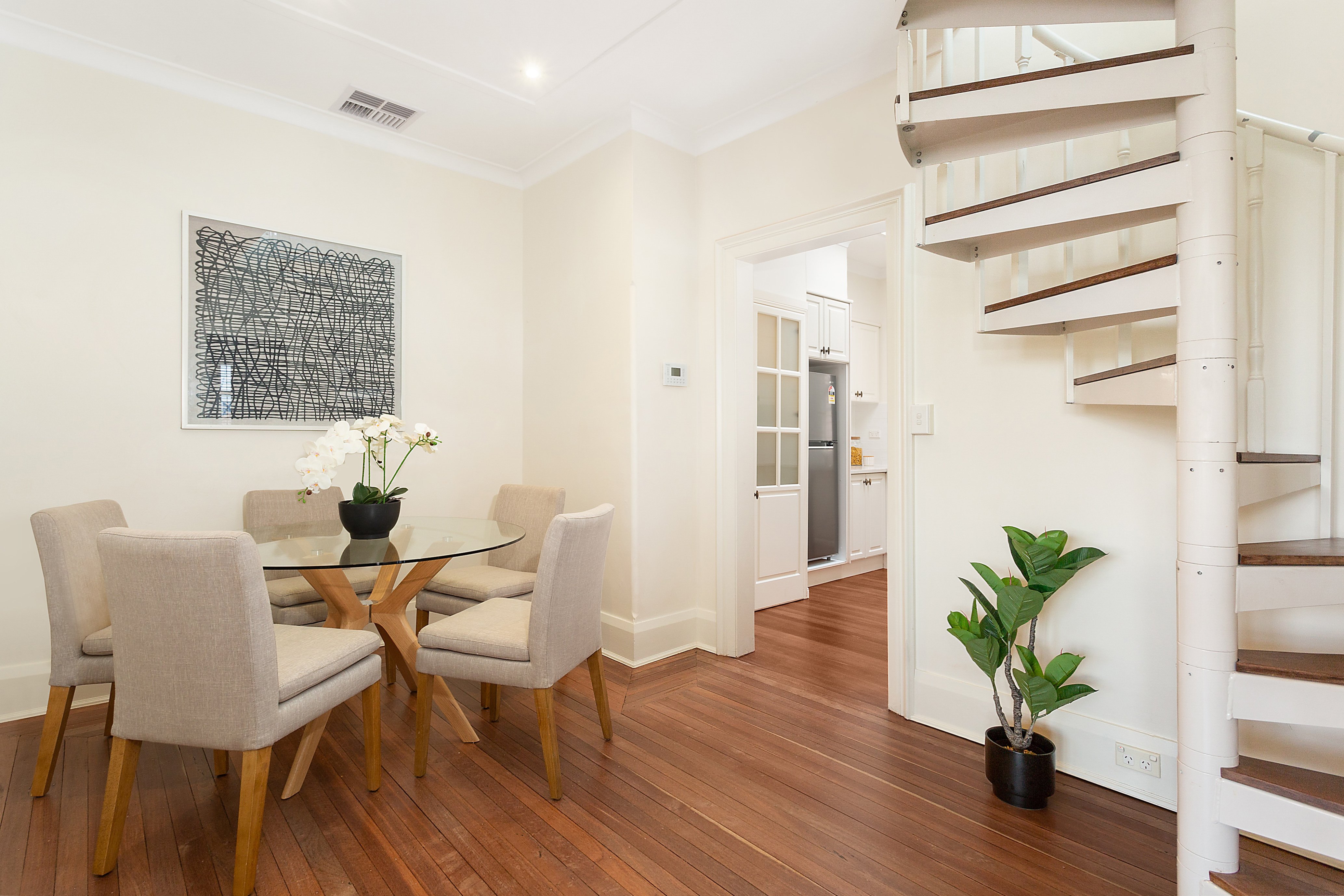 4/3 Penshurst Avenue, Neutral Bay, NSW, 2089, Neutral Bay - Thumbnail 4