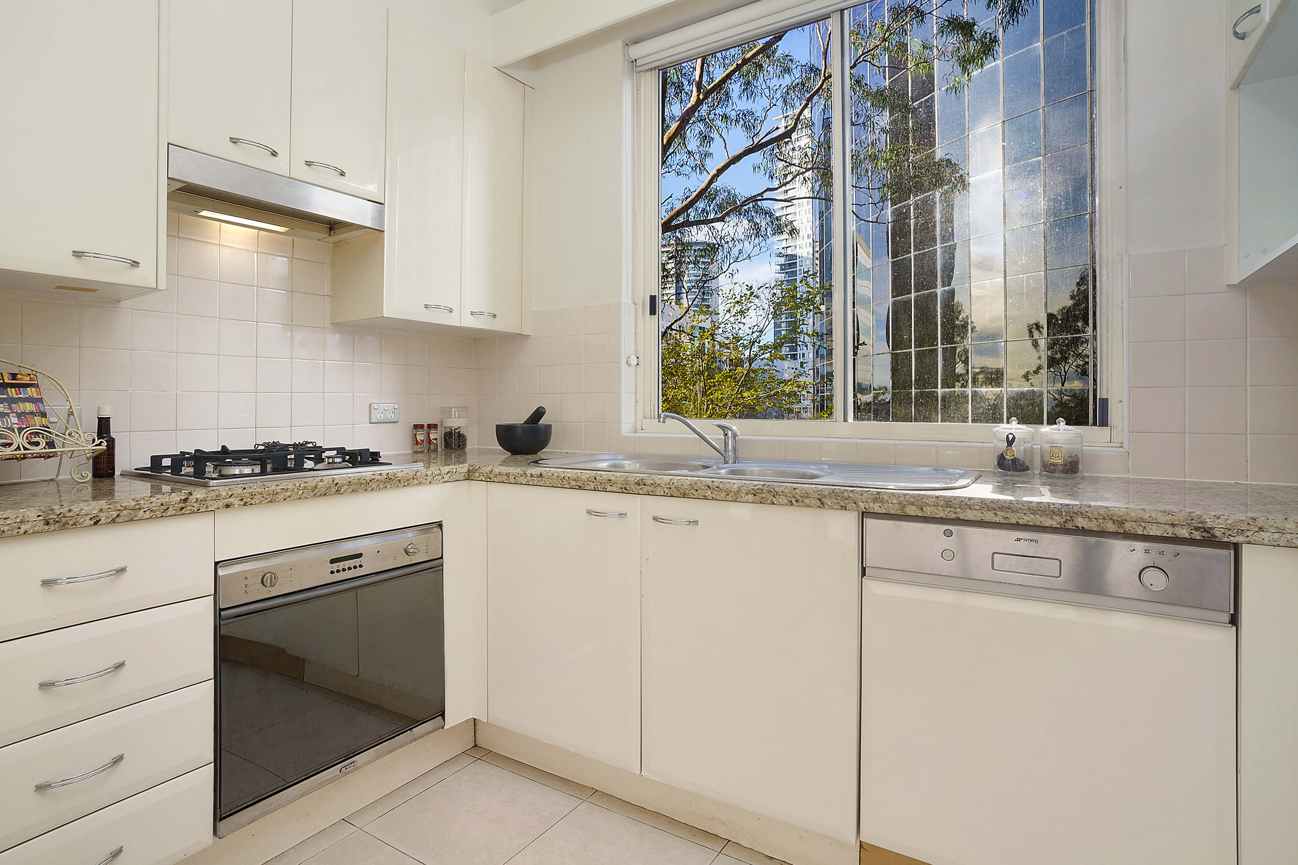 13/14 Brown Street, Chatswood, NSW, 2067, Chatswood - Thumbnail 3