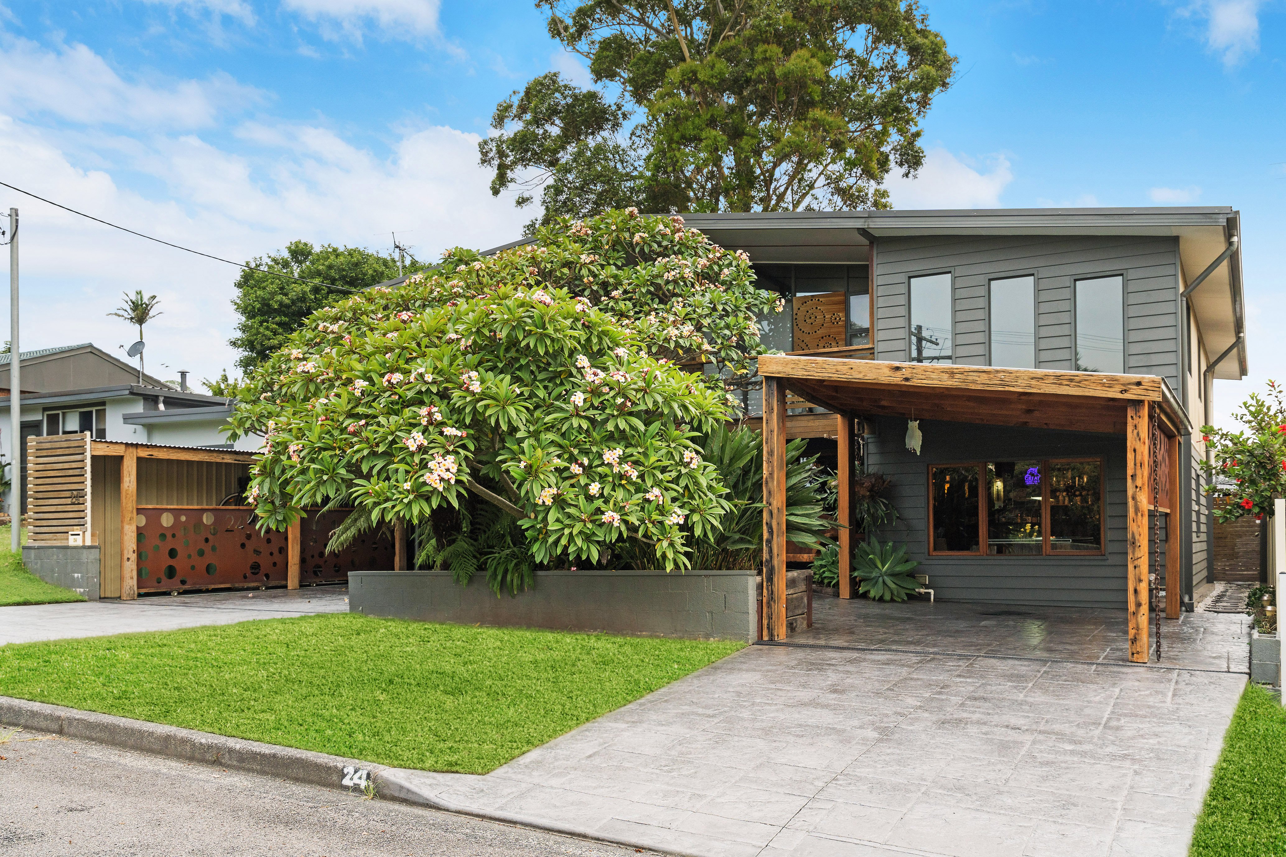 24 Grevillea Crescent, Berkeley Vale, NSW, 2261, Berkeley Vale - Thumbnail 3