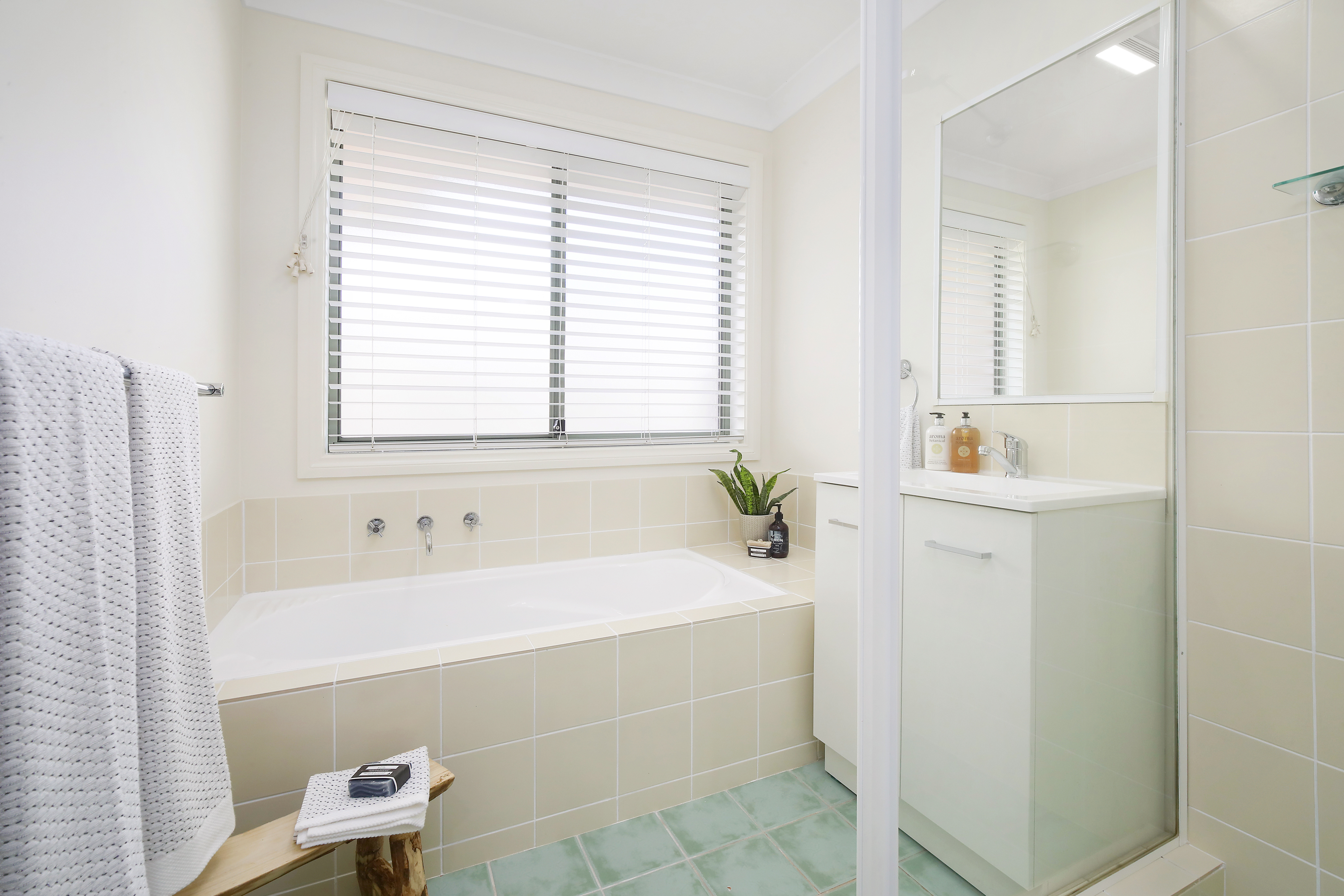 1/10 Kathleen Court, Berkeley Vale, NSW, 2261, Berkeley Vale - Thumbnail 8