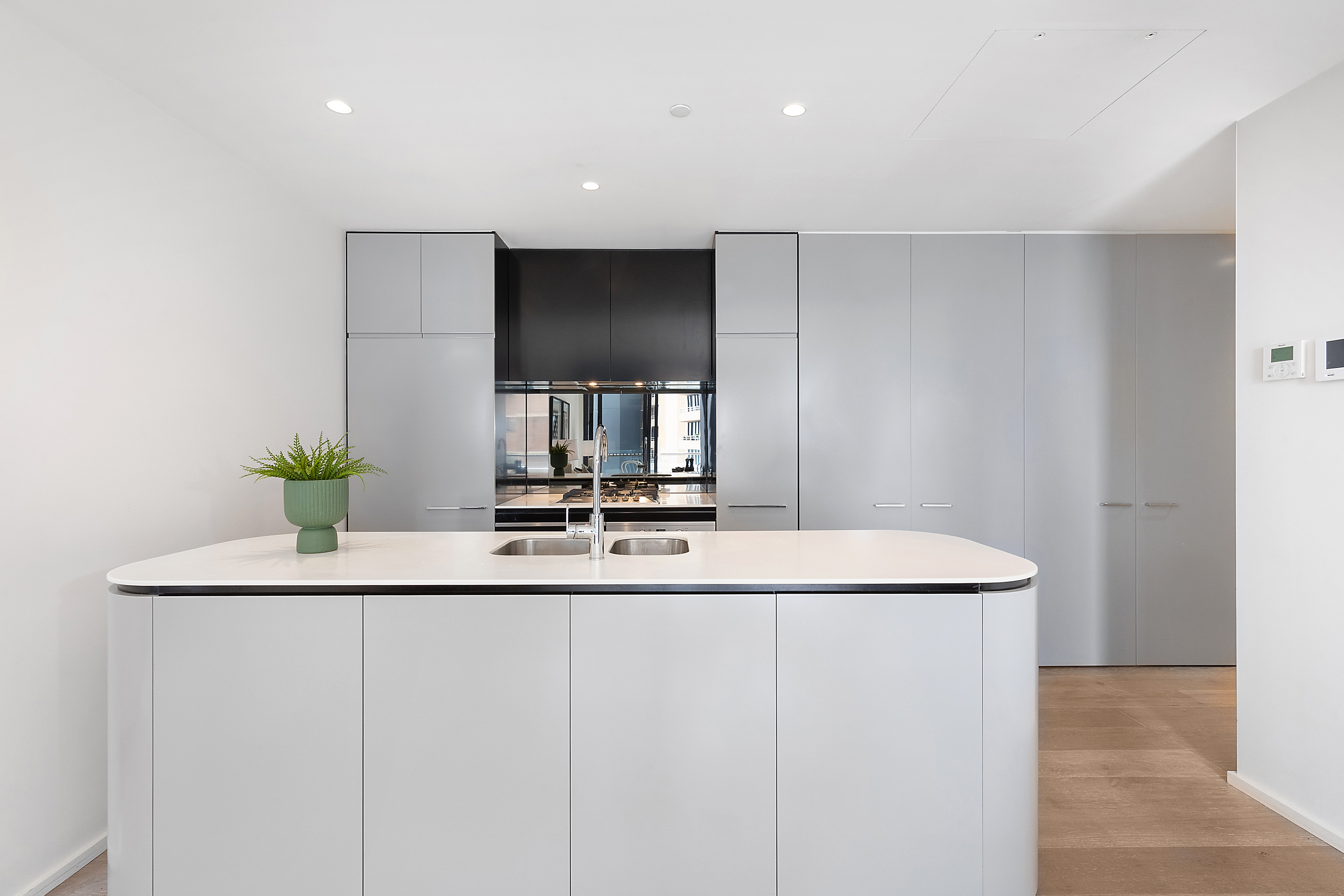 1206/241 Oxford Street, Bondi Junction, NSW, 2022, Bondi Junction - Thumbnail 2