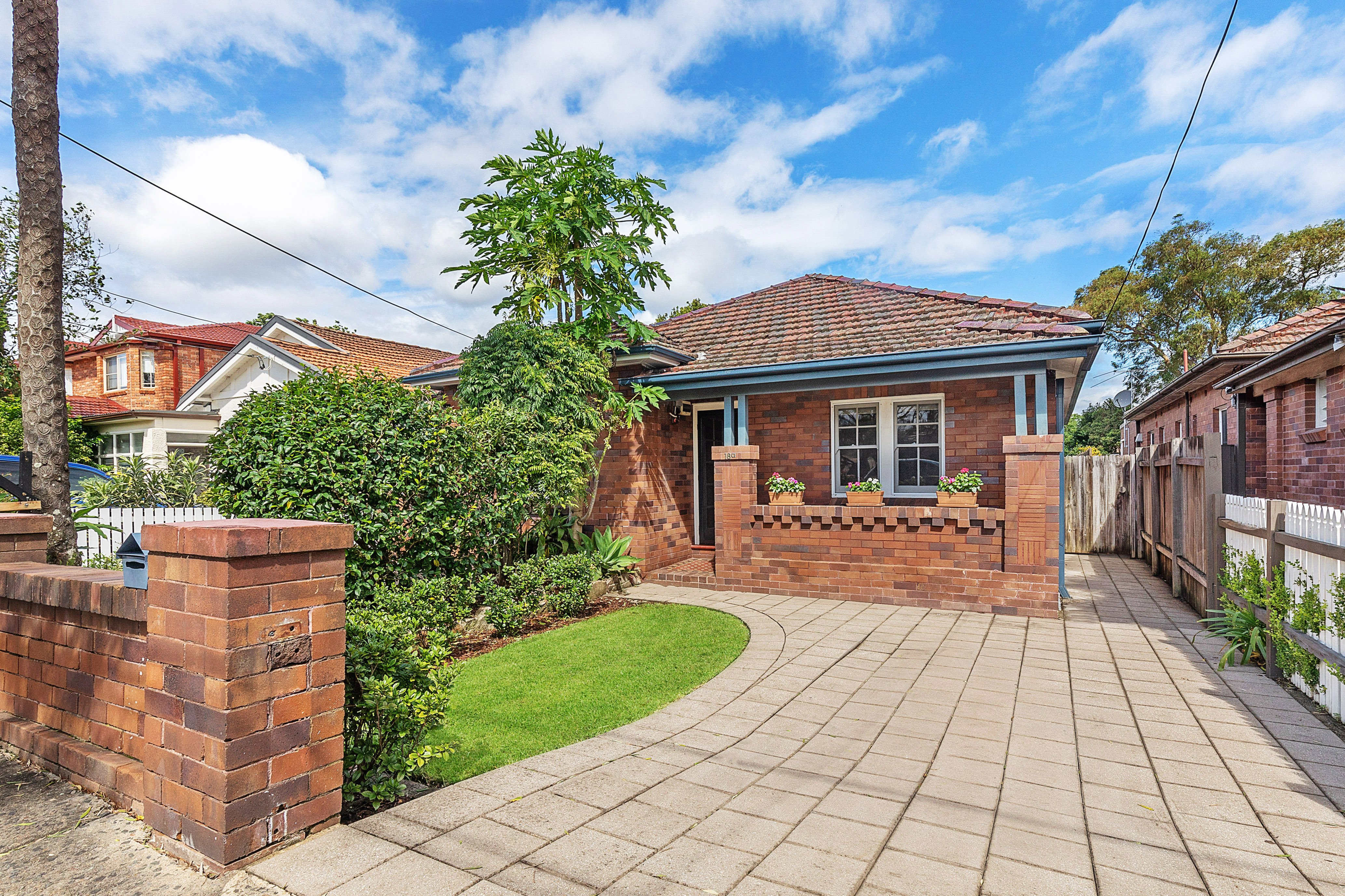 18a Macmahon Street, Willoughby, NSW, 2068, Willoughby - Thumbnail 2