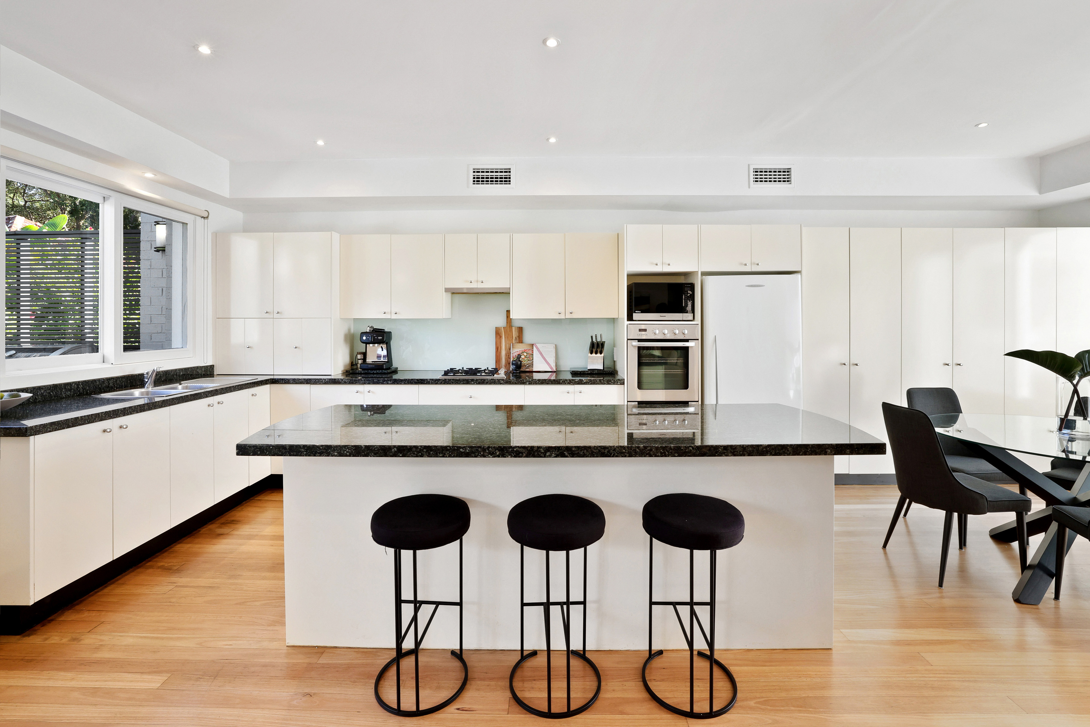 6 Dulwich Road, Chatswood, NSW, 2067, Chatswood - Thumbnail 5