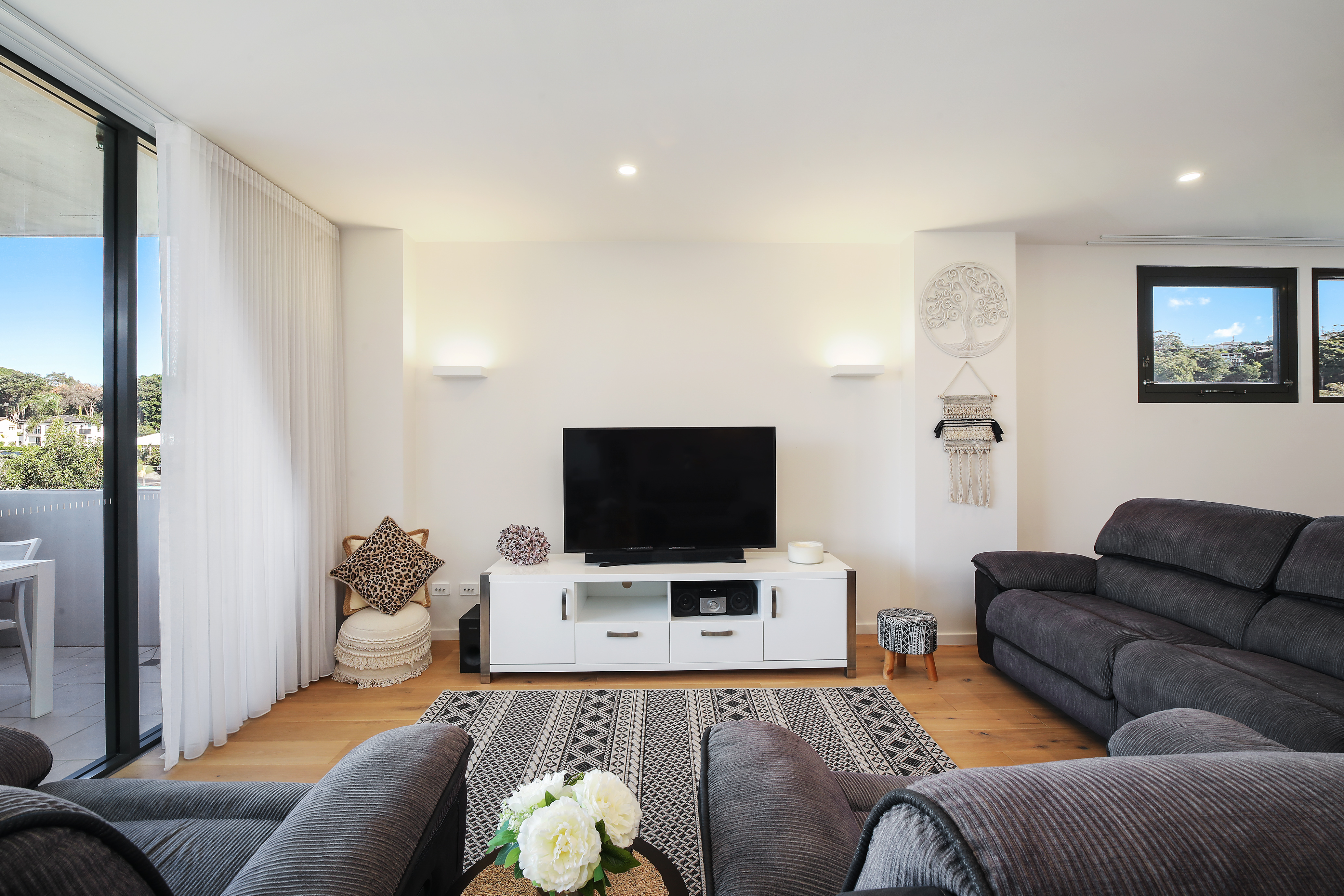 311/6 Pine Tree Lane, Terrigal, NSW, 2260, Terrigal - Thumbnail 3
