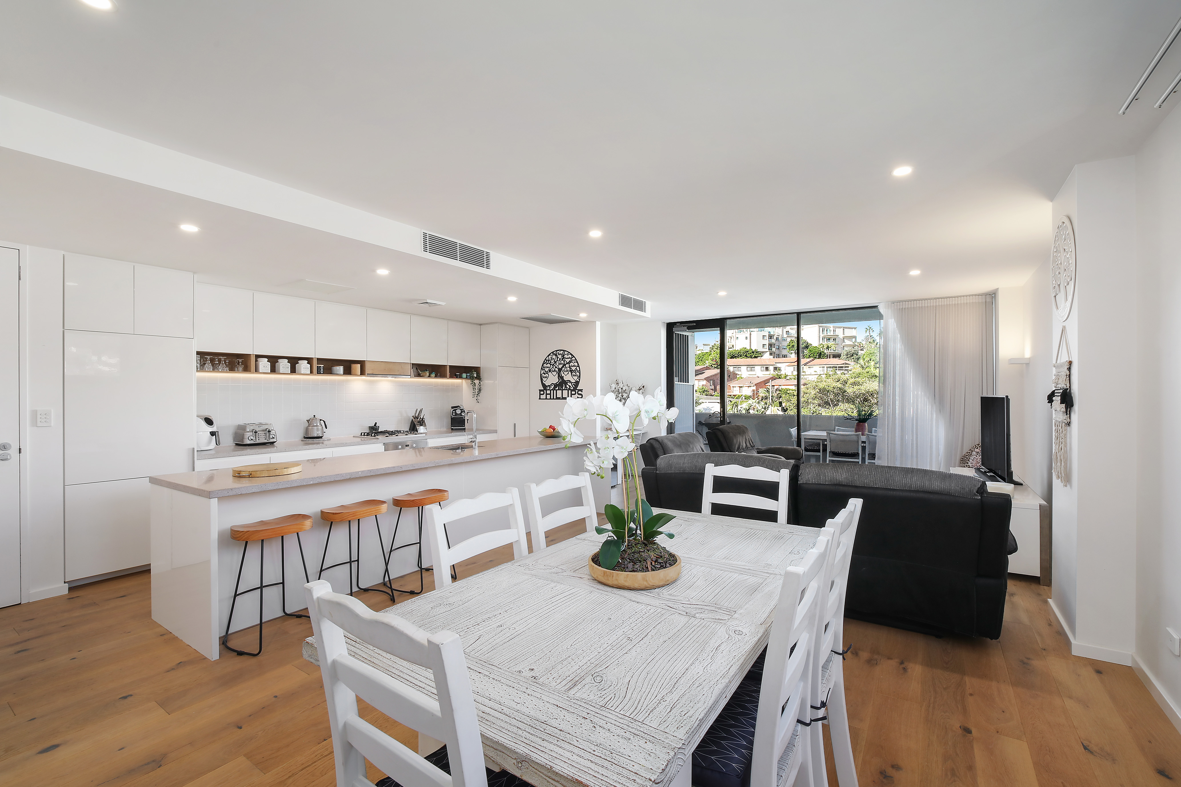 311/6 Pine Tree Lane, Terrigal, NSW, 2260, Terrigal - Thumbnail 2