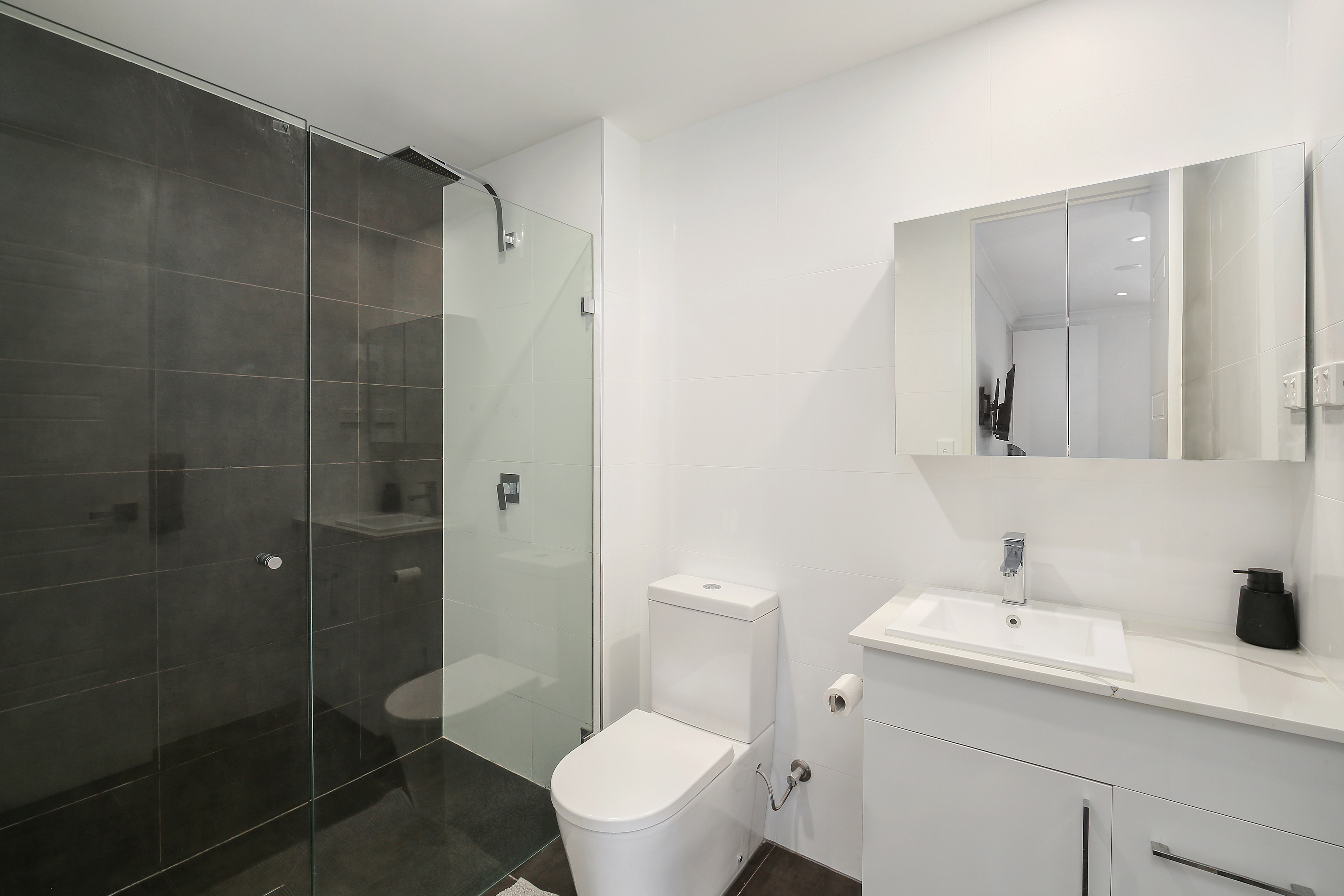 113/10-14 Fielder Street, West Gosford, NSW, 2250, West Gosford - Thumbnail 4