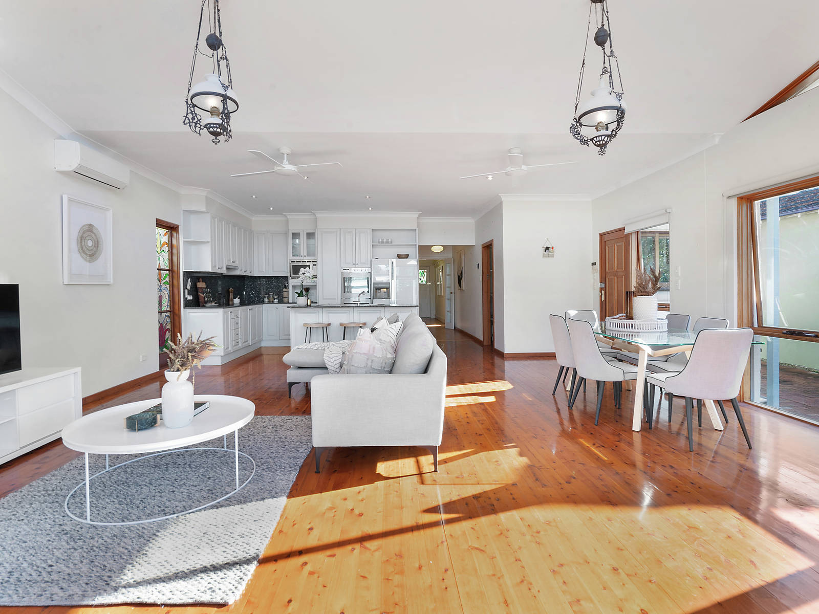 35 Warrane Road, Willoughby, NSW, 2068, North Willoughby - Thumbnail 3