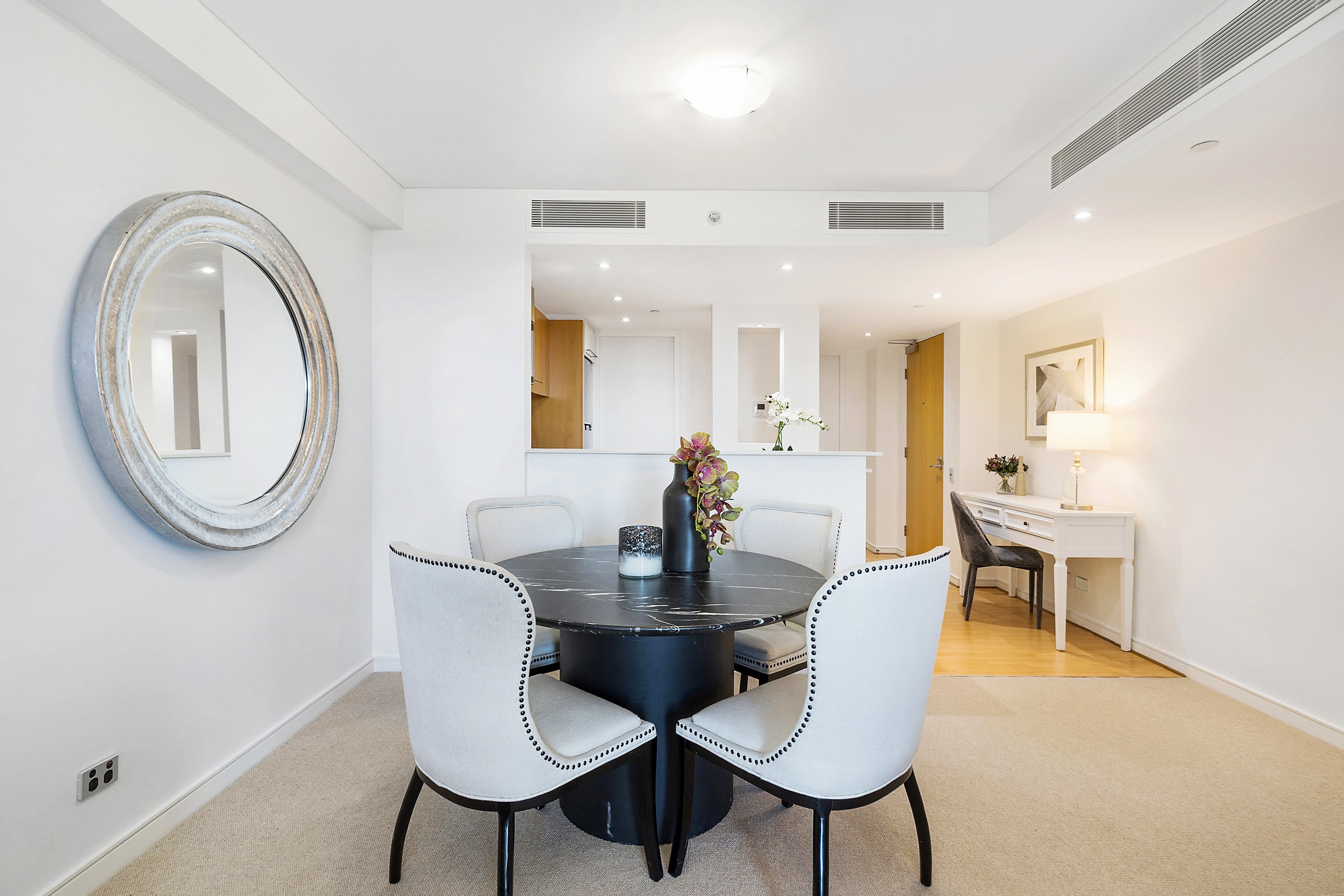 1705/30 Glen Street, Milsons Point, NSW, 2061, Milsons Point - Thumbnail 5