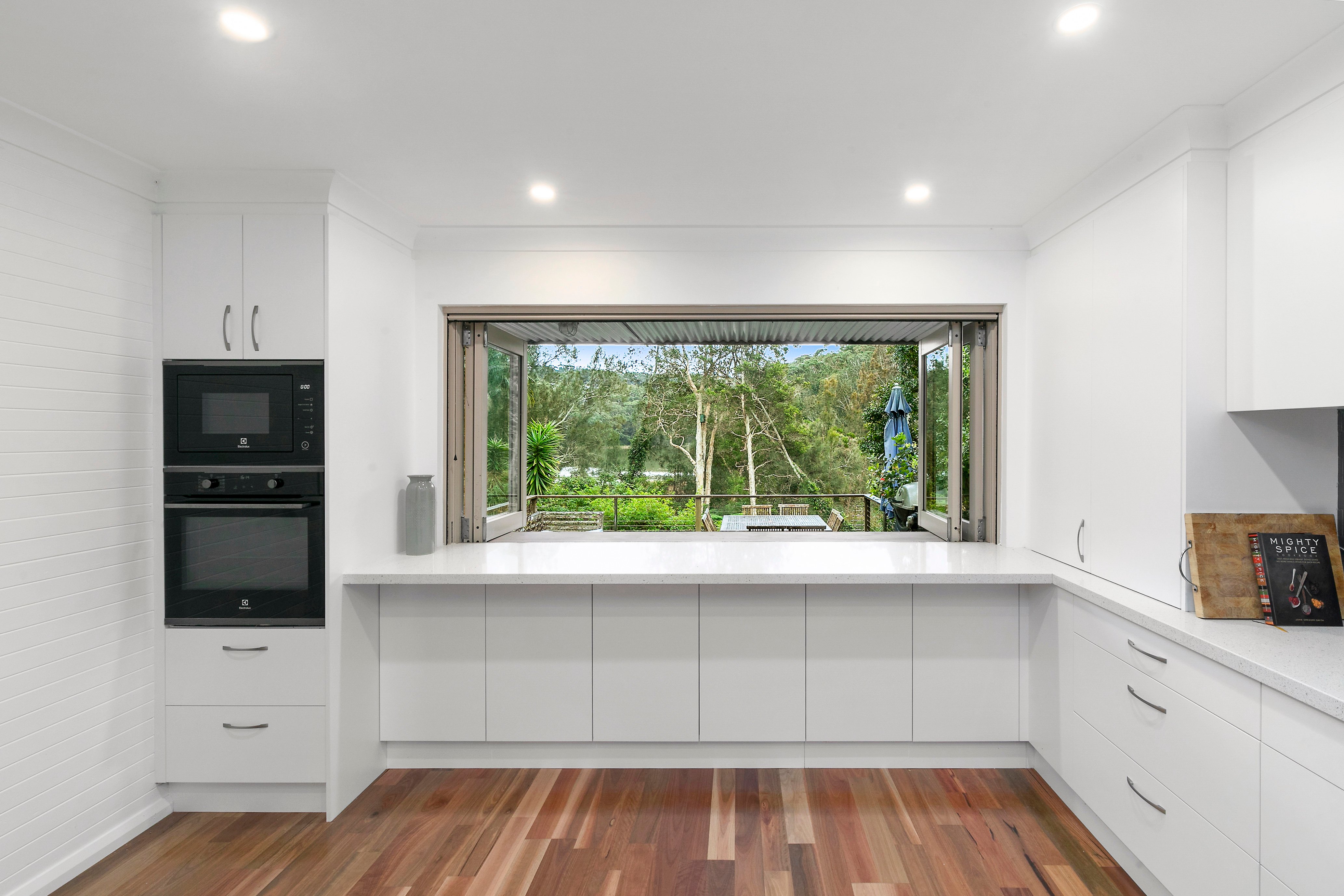 10 Mulawa Close, North Avoca, NSW, 2260, North Avoca - Thumbnail 6