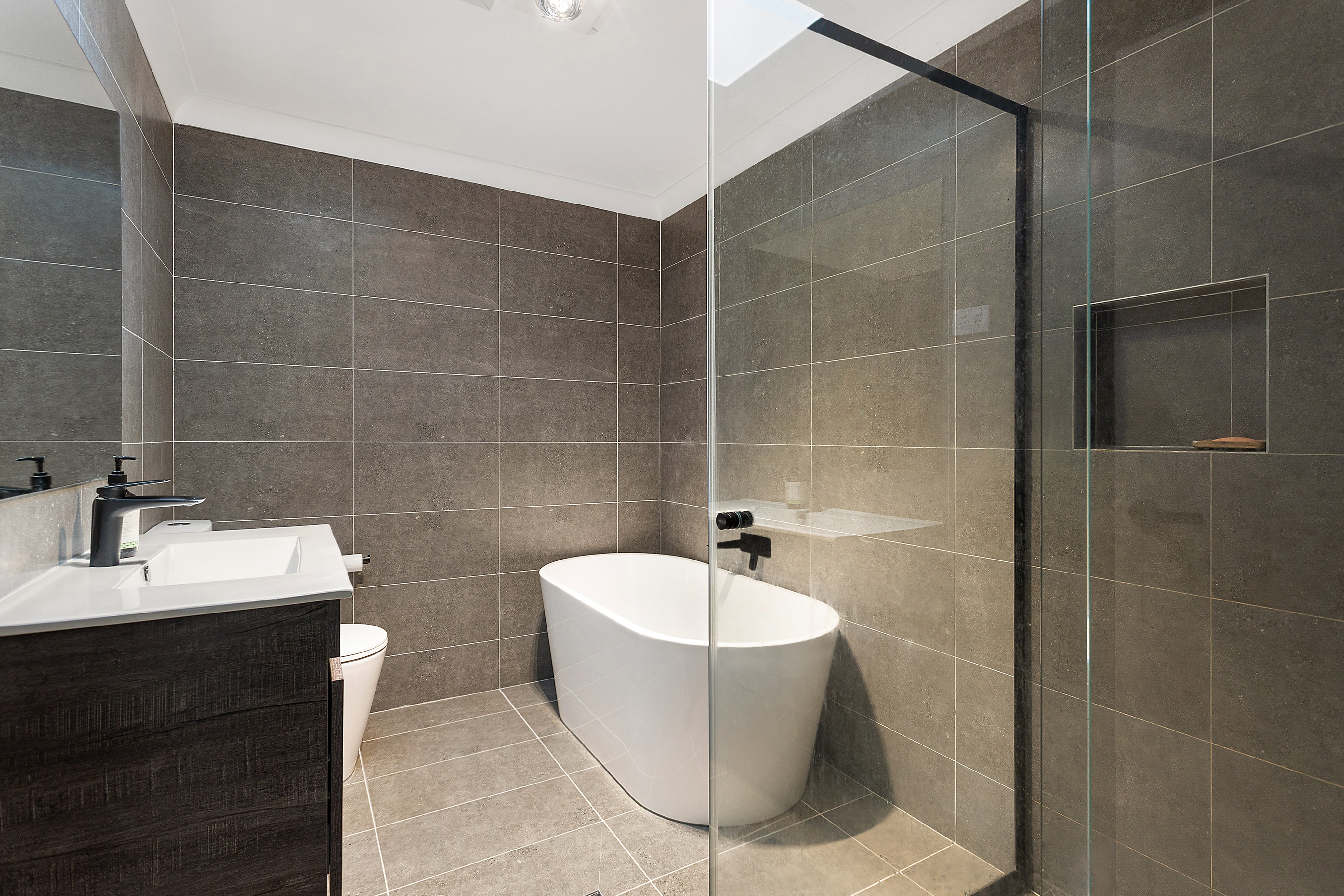 B4/16 Pinnacle Street, MIRANDA, Lake Heights - Thumbnail 5