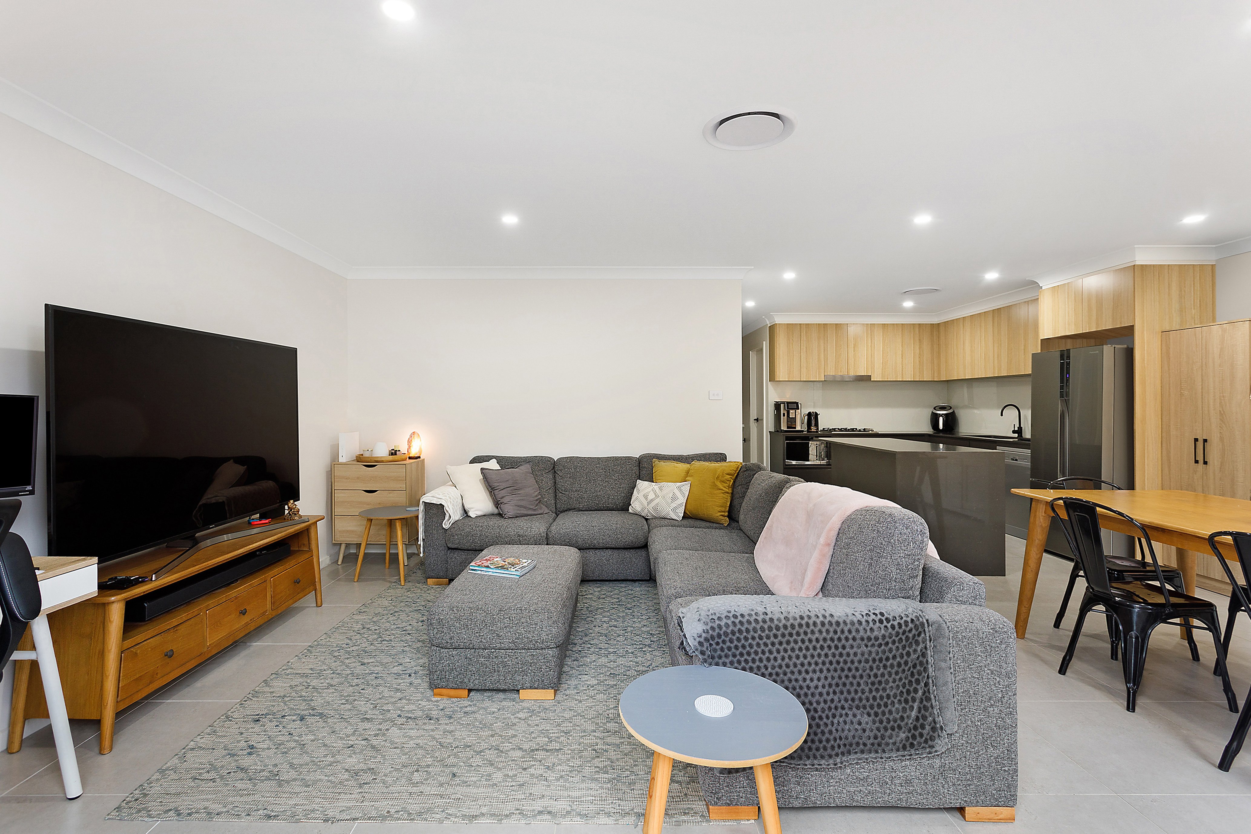 B4/16 Pinnacle Street, MIRANDA, Lake Heights - Thumbnail 4