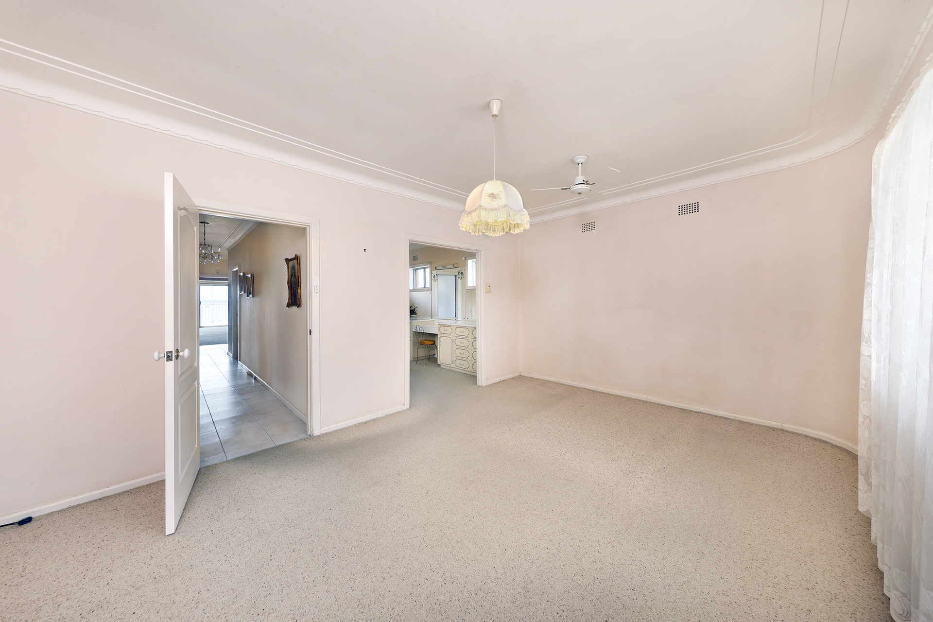 34 Woodlands Road, Taren Point, NSW, 2229, Taren Point - Thumbnail 6