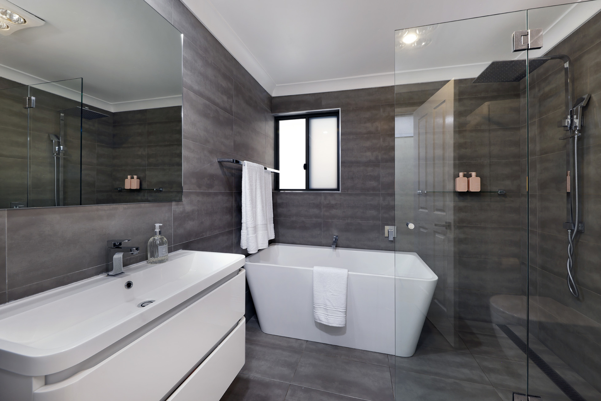 601/10 Reede Street, TURRELLA, Turrella - Thumbnail 7