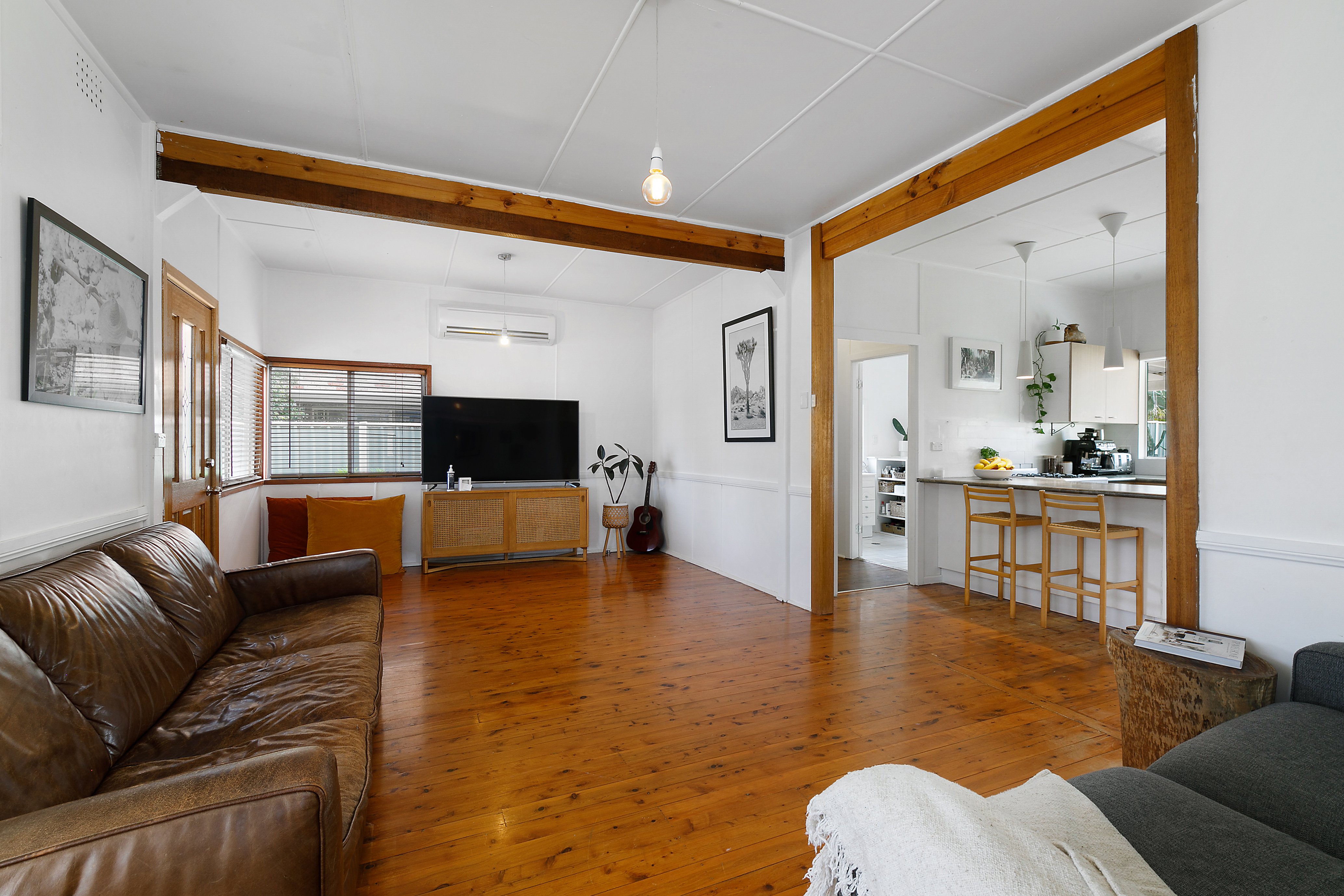 6 Yethonga Avenue, Blue Bay, NSW, 2261, Blue Bay - Thumbnail 2