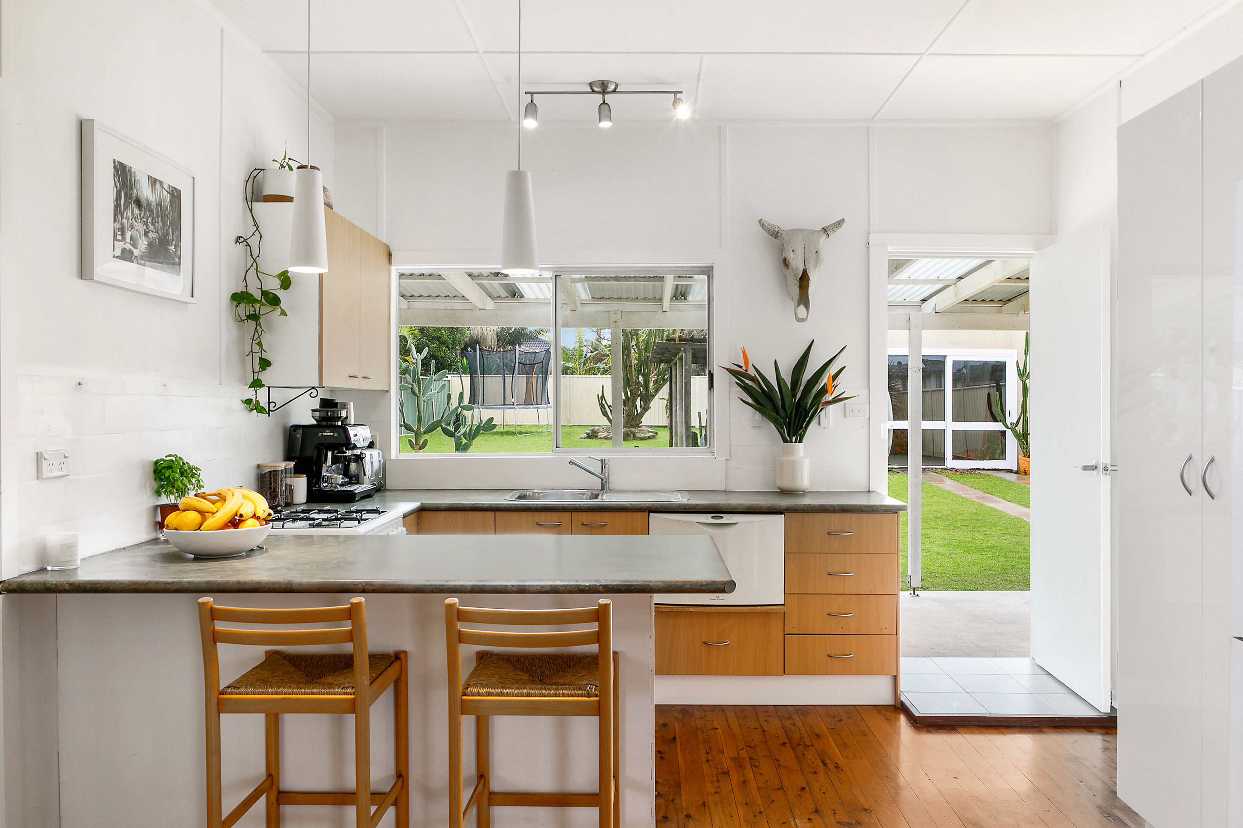 6 Yethonga Avenue, Blue Bay, NSW, 2261, Blue Bay - Thumbnail 3