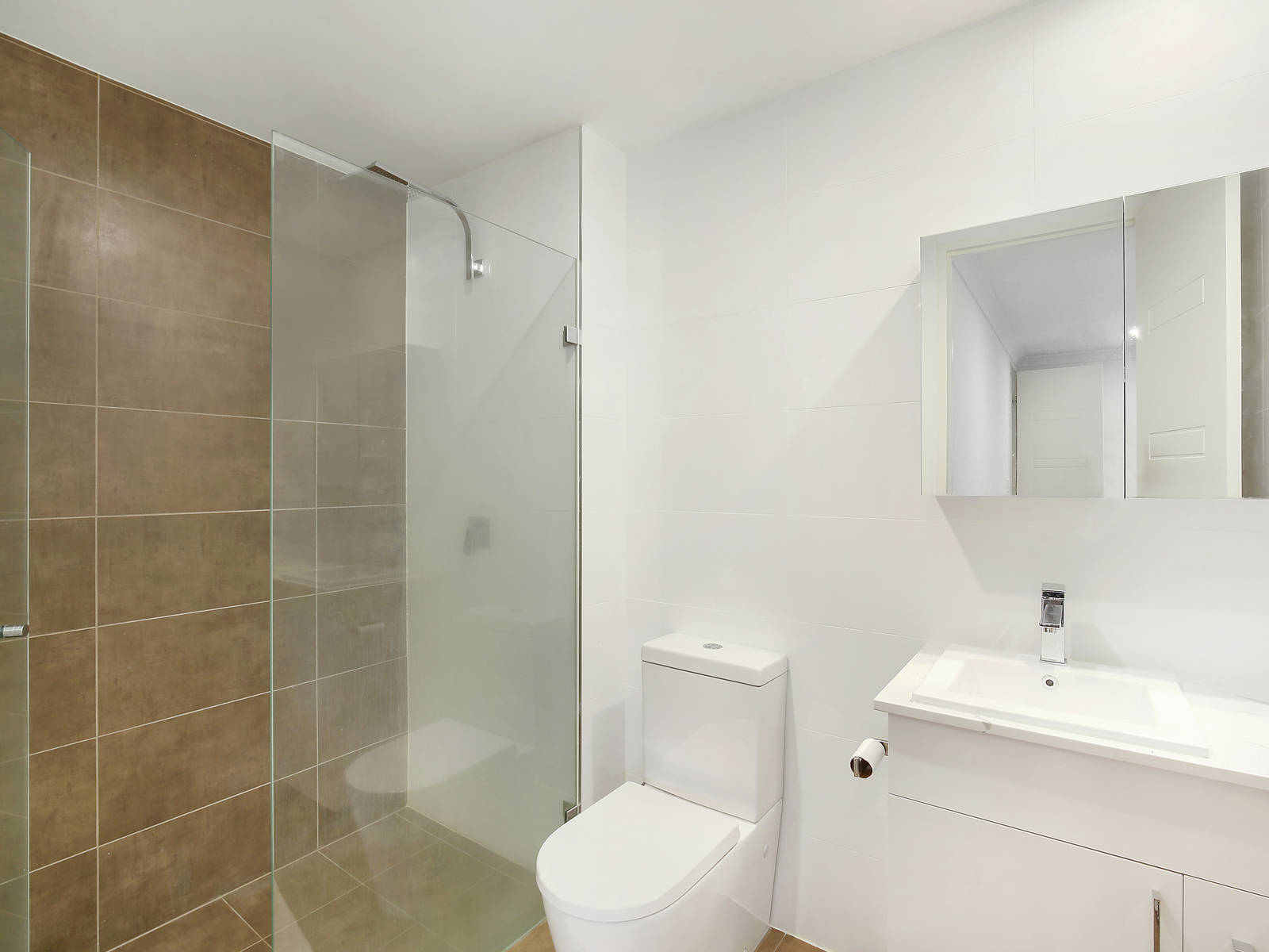 211/10 Fielder Street, West Gosford, NSW, 2250, West Gosford - Thumbnail 7