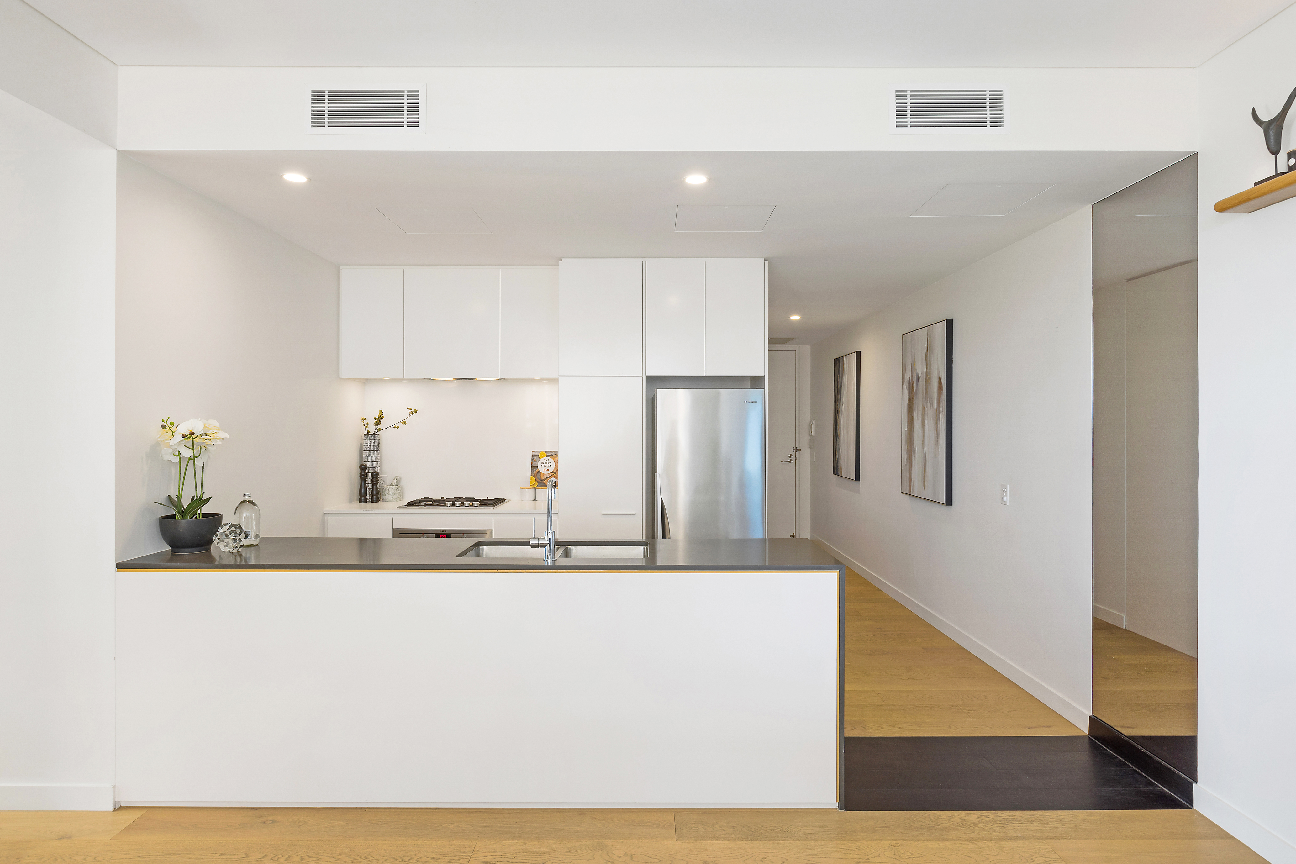 1203/8 Northcote Street, Naremburn, NSW, 2065, Naremburn - Thumbnail 2