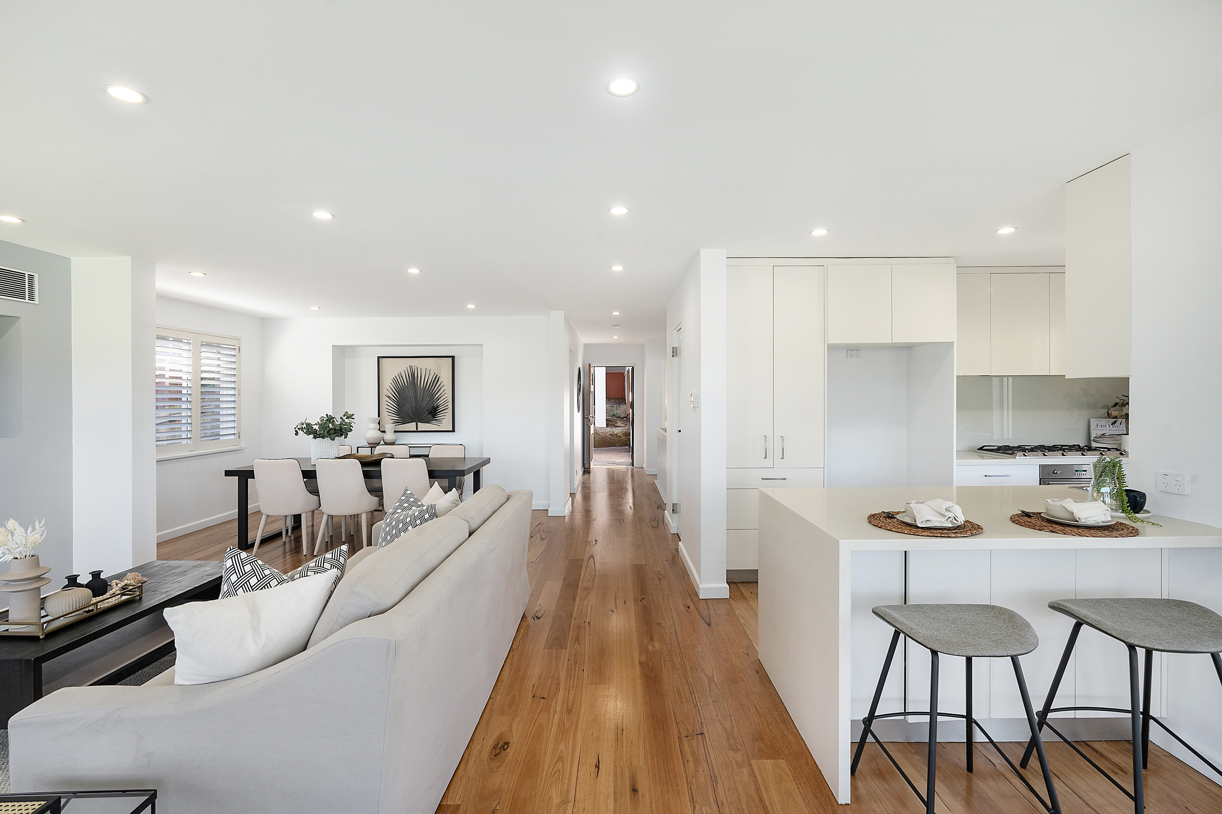 2/27 Churchill Crescent, Cammeray, NSW, 2062, Cammeray - Thumbnail 3
