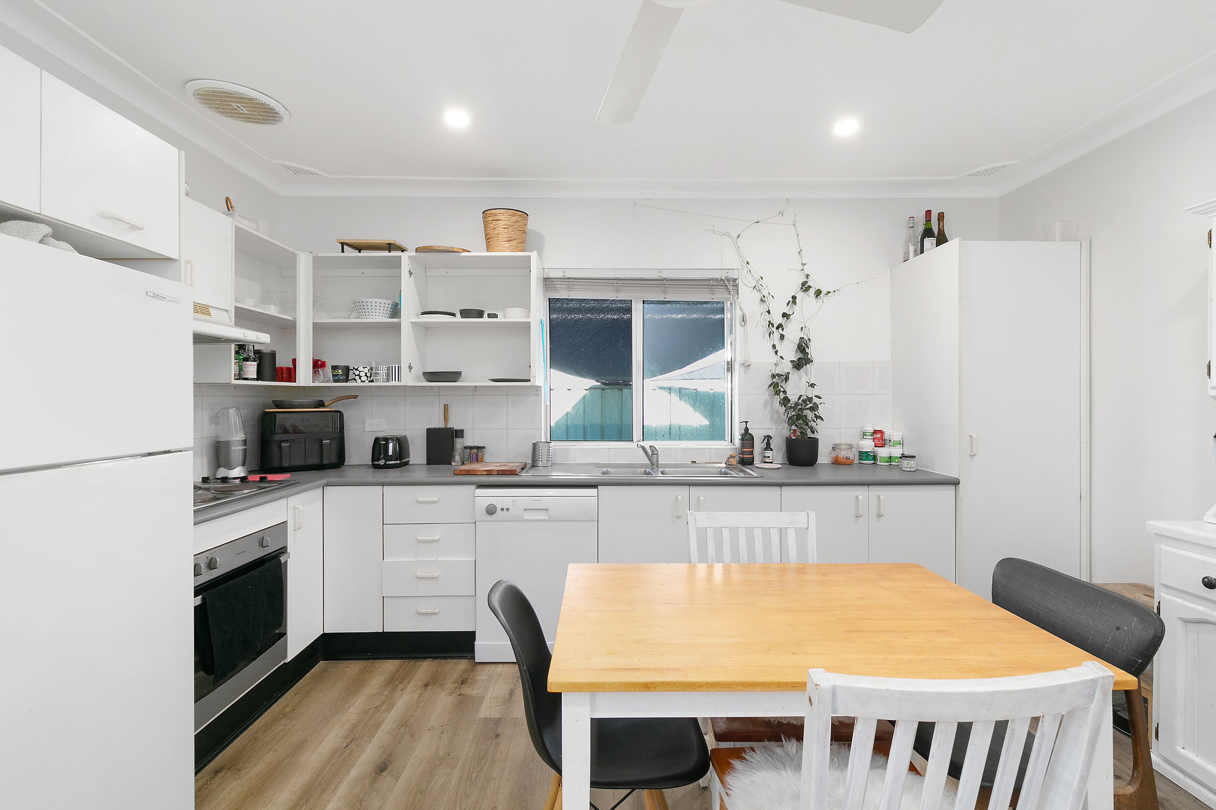 63 Britannia Street, Umina Beach, NSW, 2257, Umina Beach - Thumbnail 5