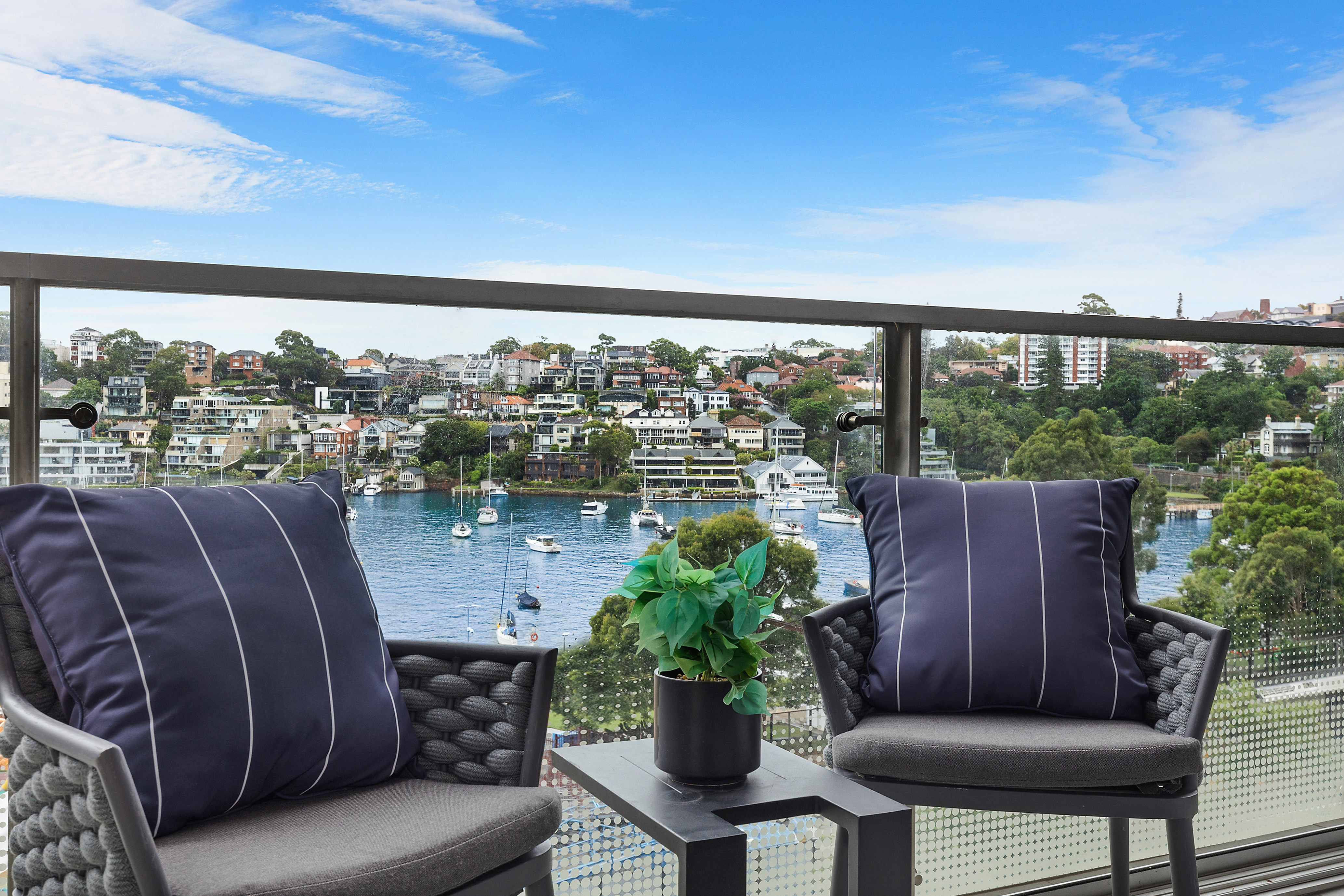 301/8 Glen Street, Milsons Point, NSW, 2061, Milsons Point - Thumbnail 2