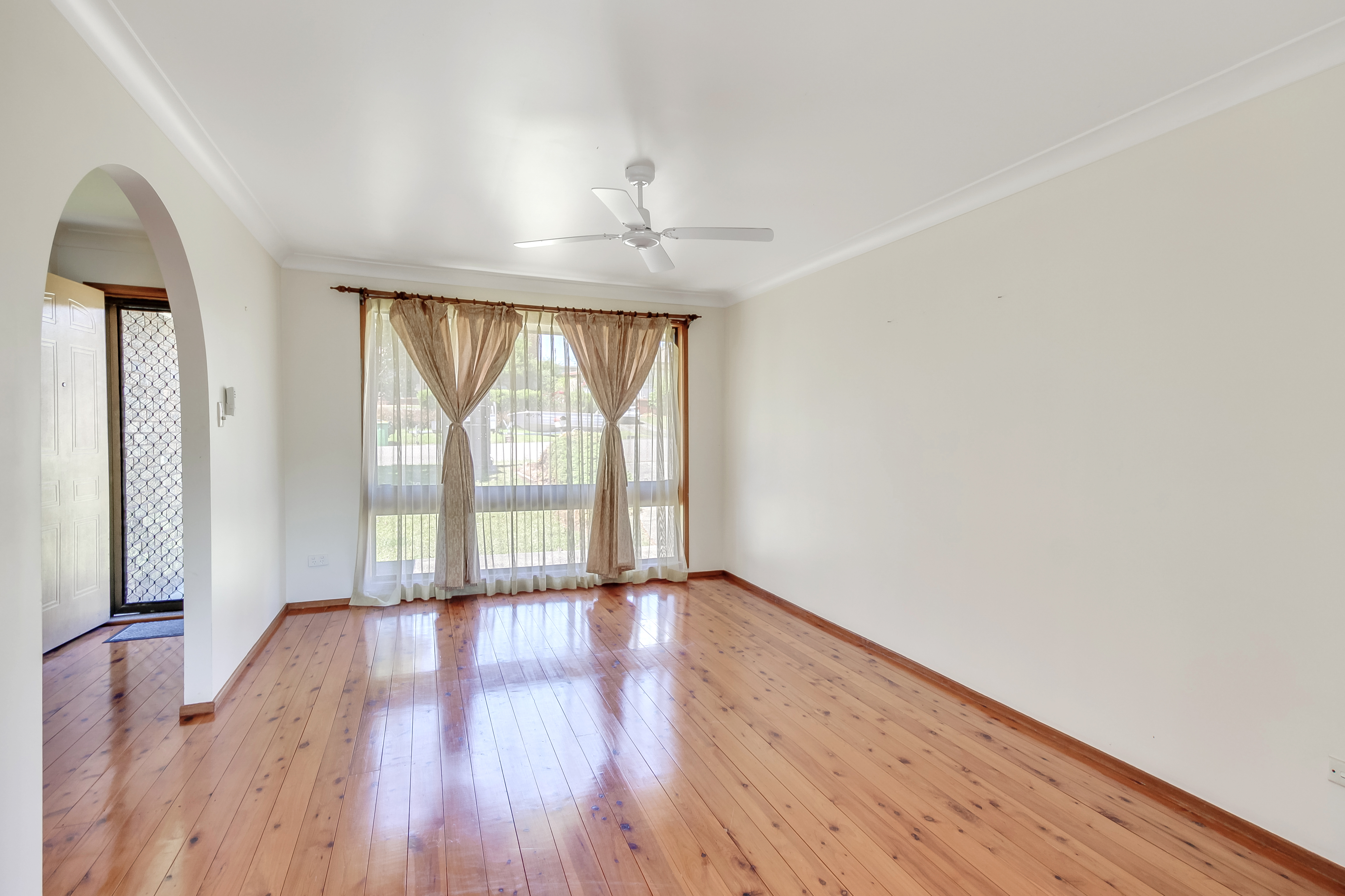 64 Thomas Mitchell Road, Killarney Vale, NSW, 2261, Killarney Vale - Thumbnail 2