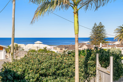 14 Narrawa Avenue, Blue Bay, NSW, 2261, Blue Bay - Thumbnail 2