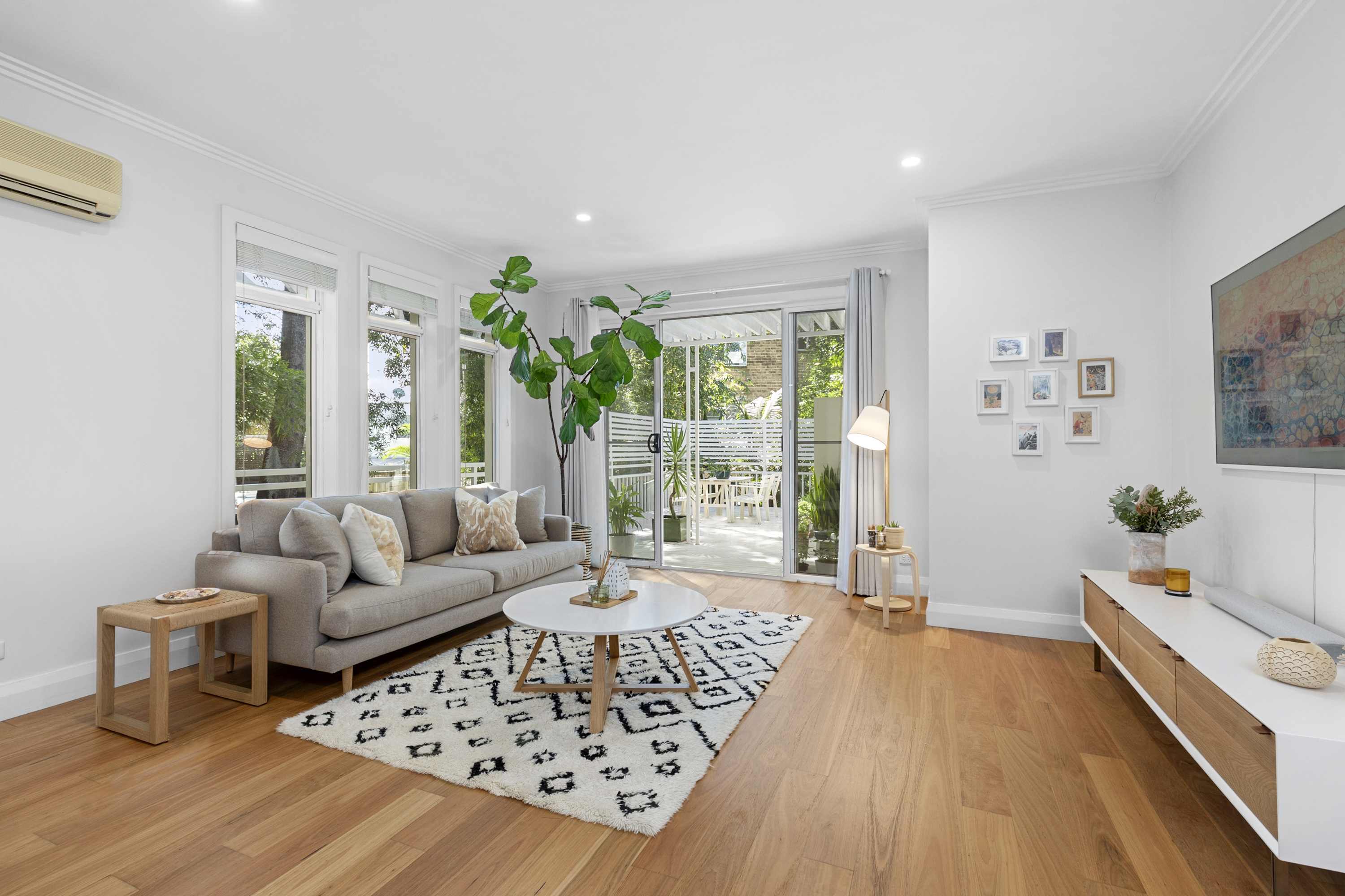 11/14-18 Golf Avenue, Mona Vale, NSW, 2103, Mona Vale - Thumbnail 3