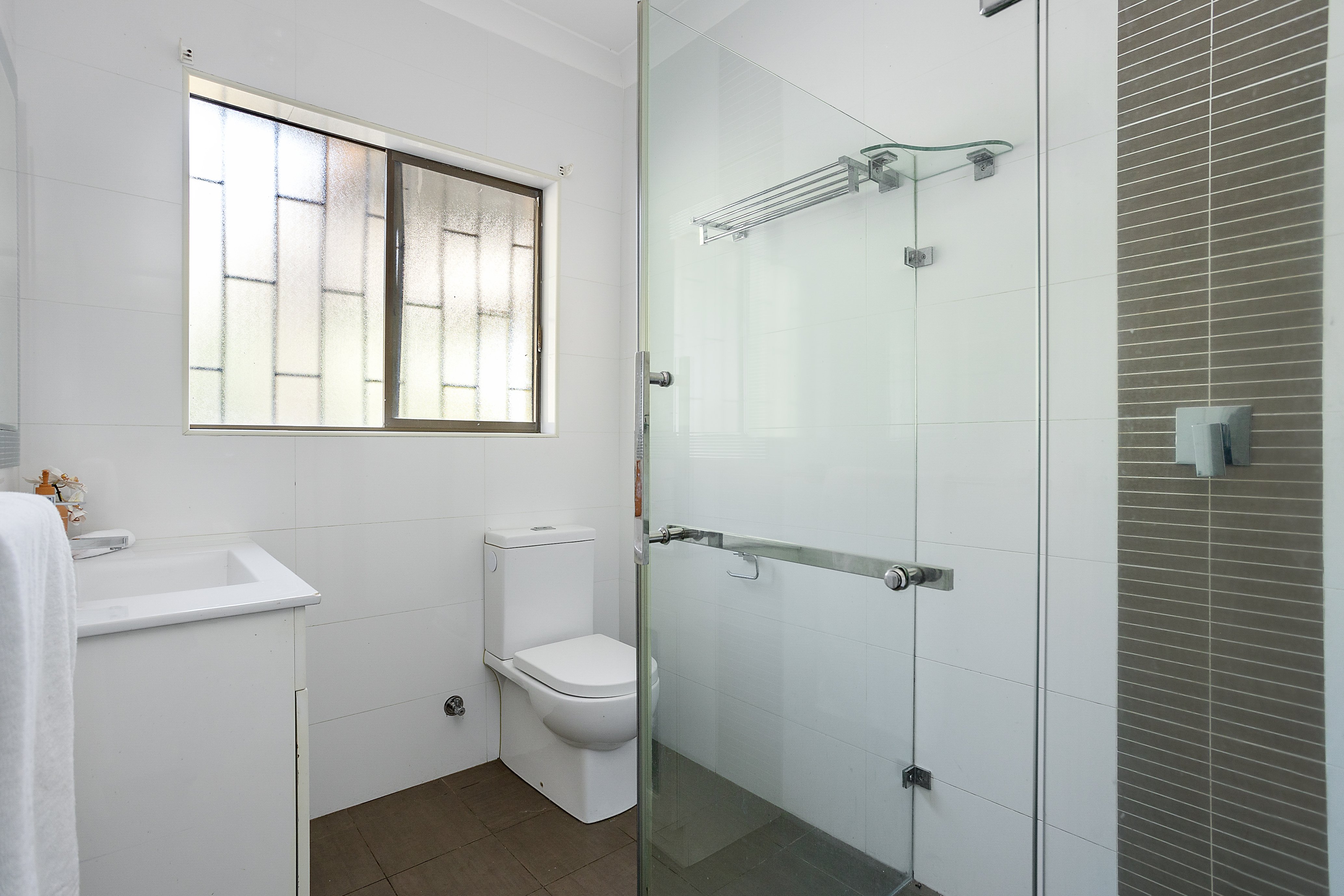283 Flagstaff Road, Lake Heights, NSW, 2502, Lake Heights - Thumbnail 4