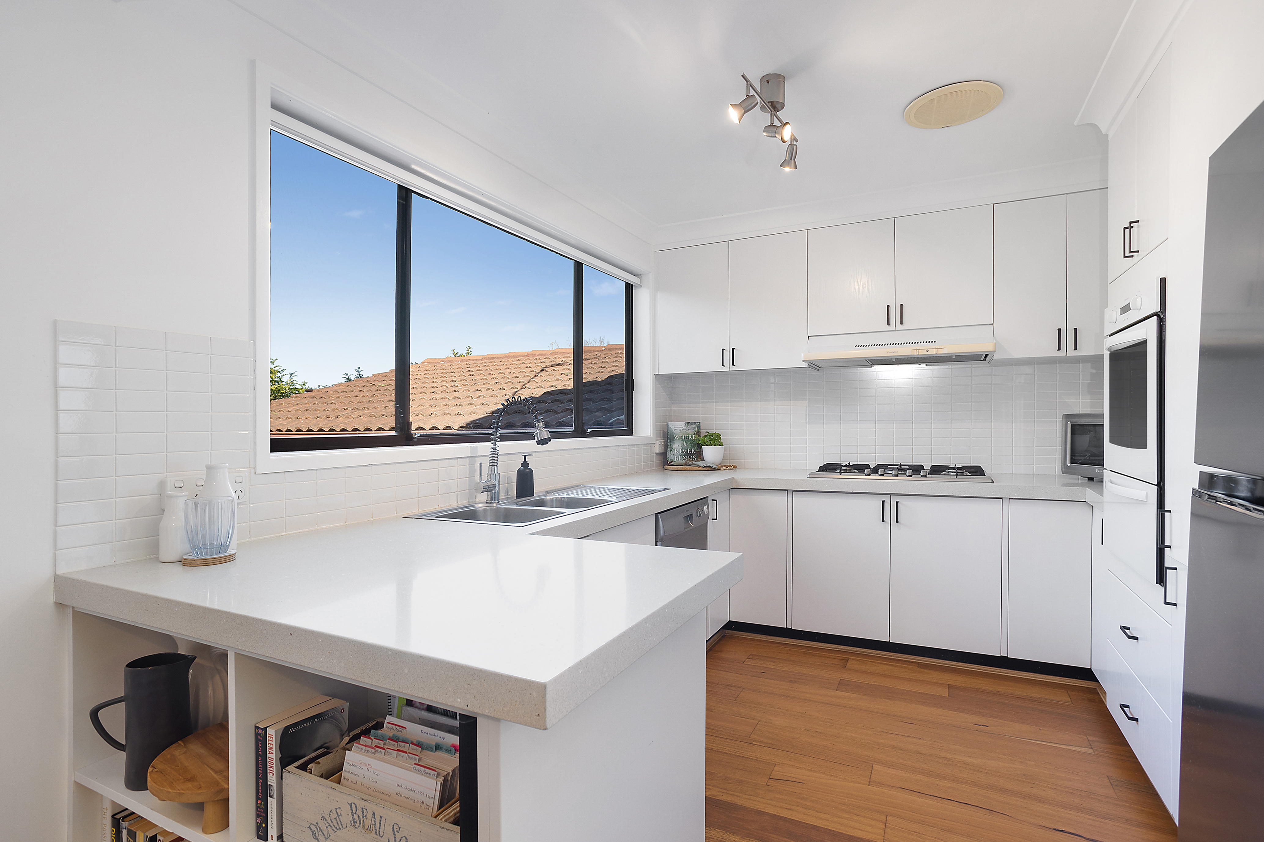 2/28 Robertson Street, Coniston, NSW, 2500, Coniston - Thumbnail 3