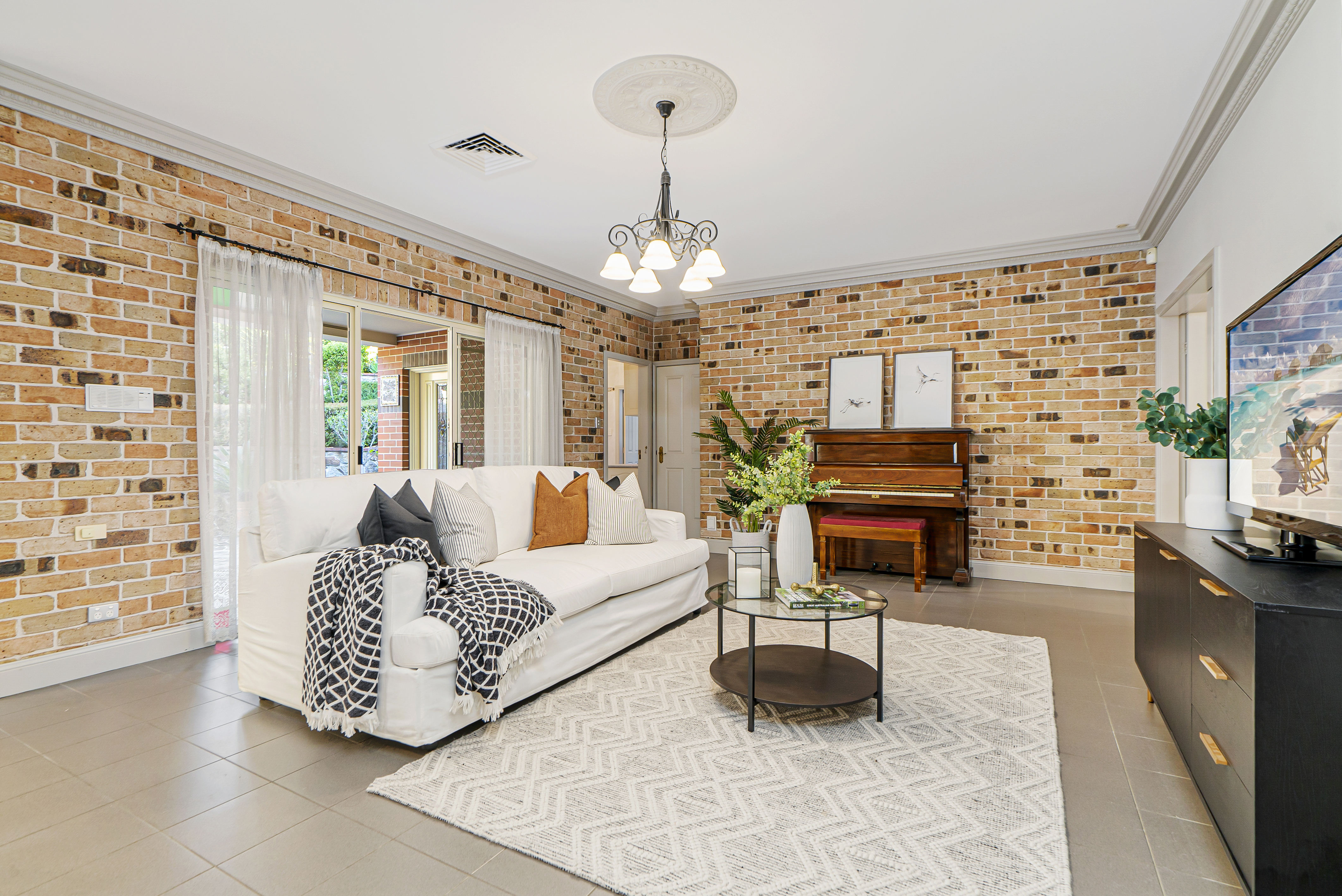21 Sandhurst Crescent, Glenhaven, NSW, 2156, Glenhaven - Thumbnail 4