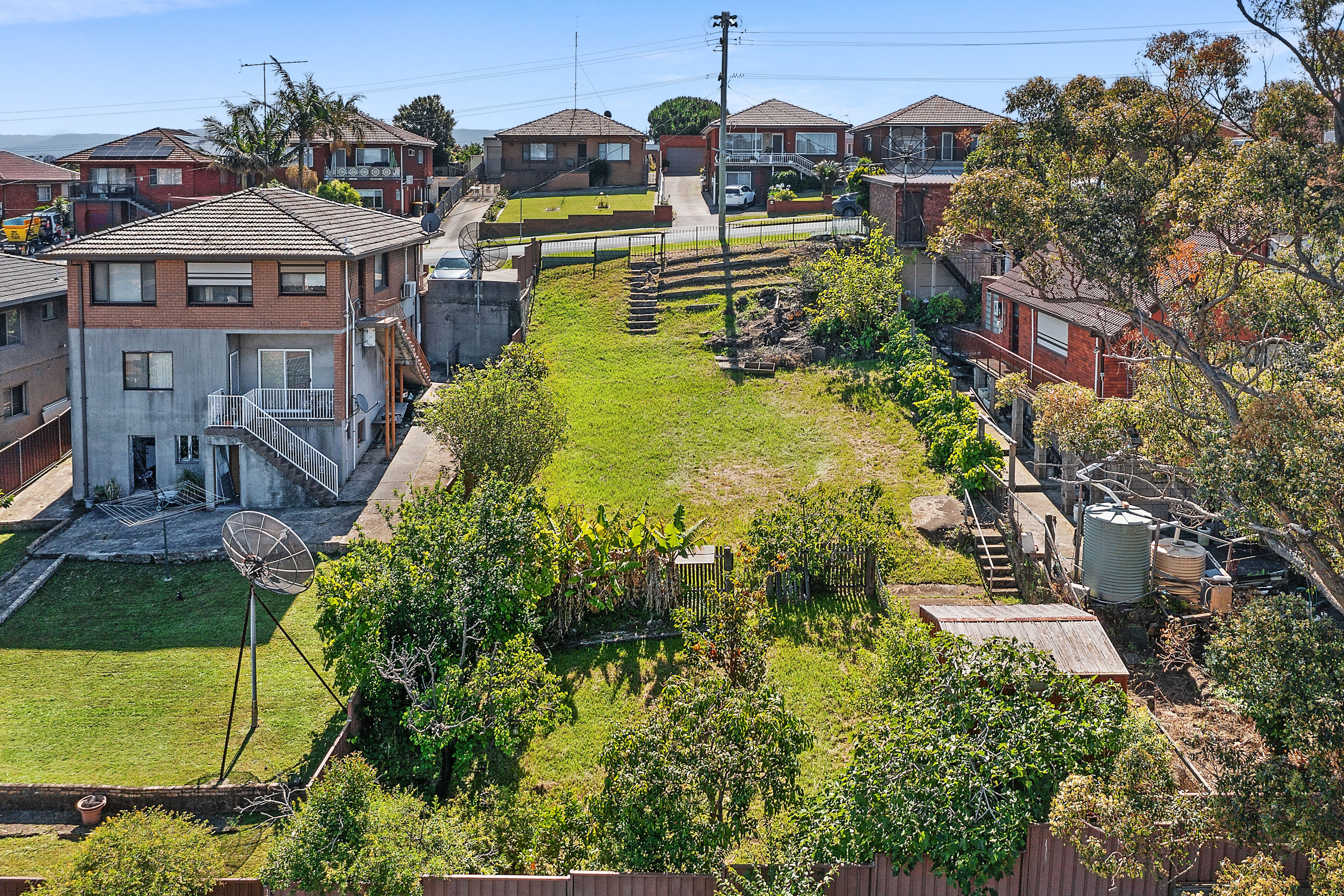 35 Weringa Avenue, Lake Heights, NSW, 2502, Lake Heights - Thumbnail 4