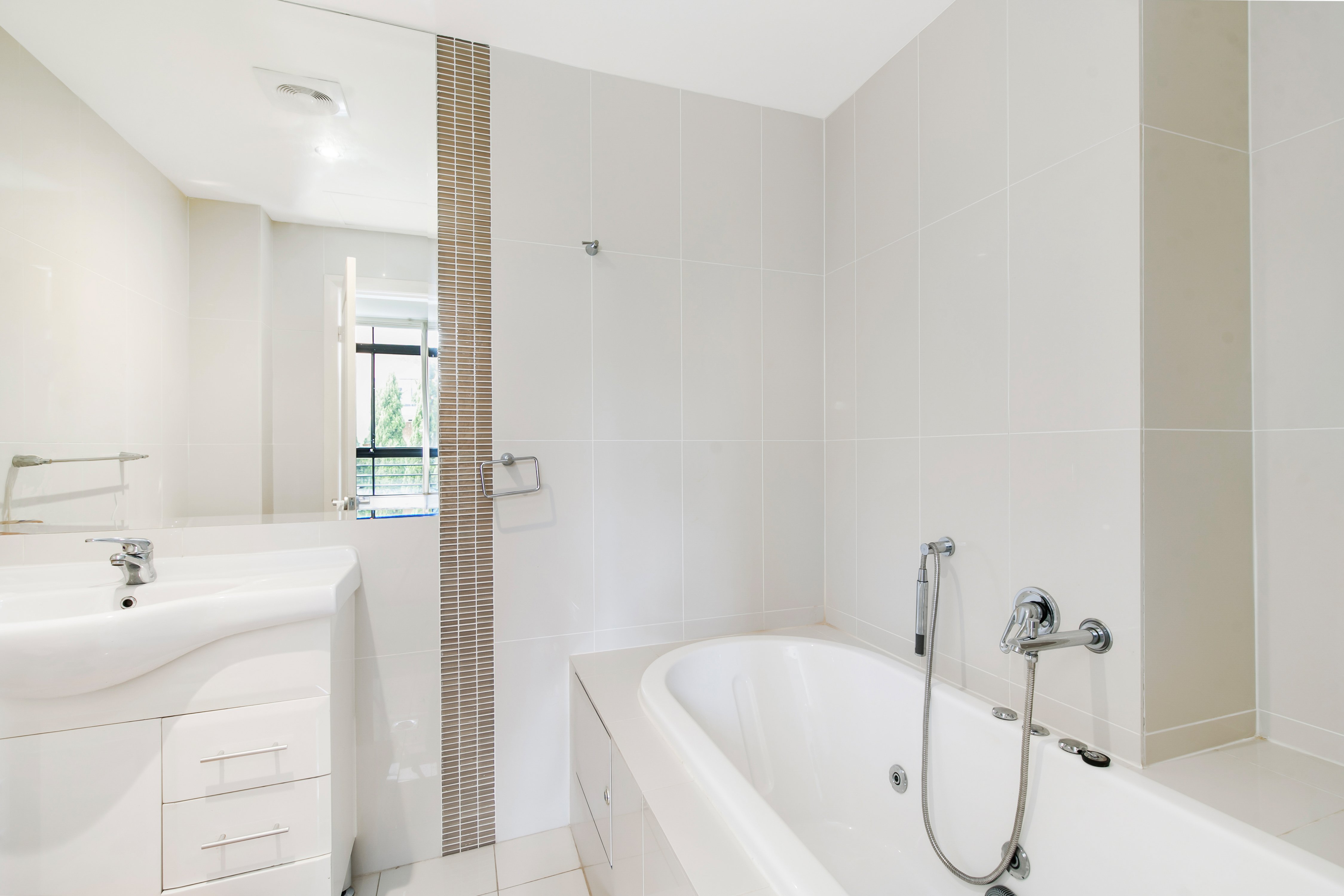 19/2-4 Purser Avenue, Castle Hill, NSW, 2154, Castle Hill - Thumbnail 7