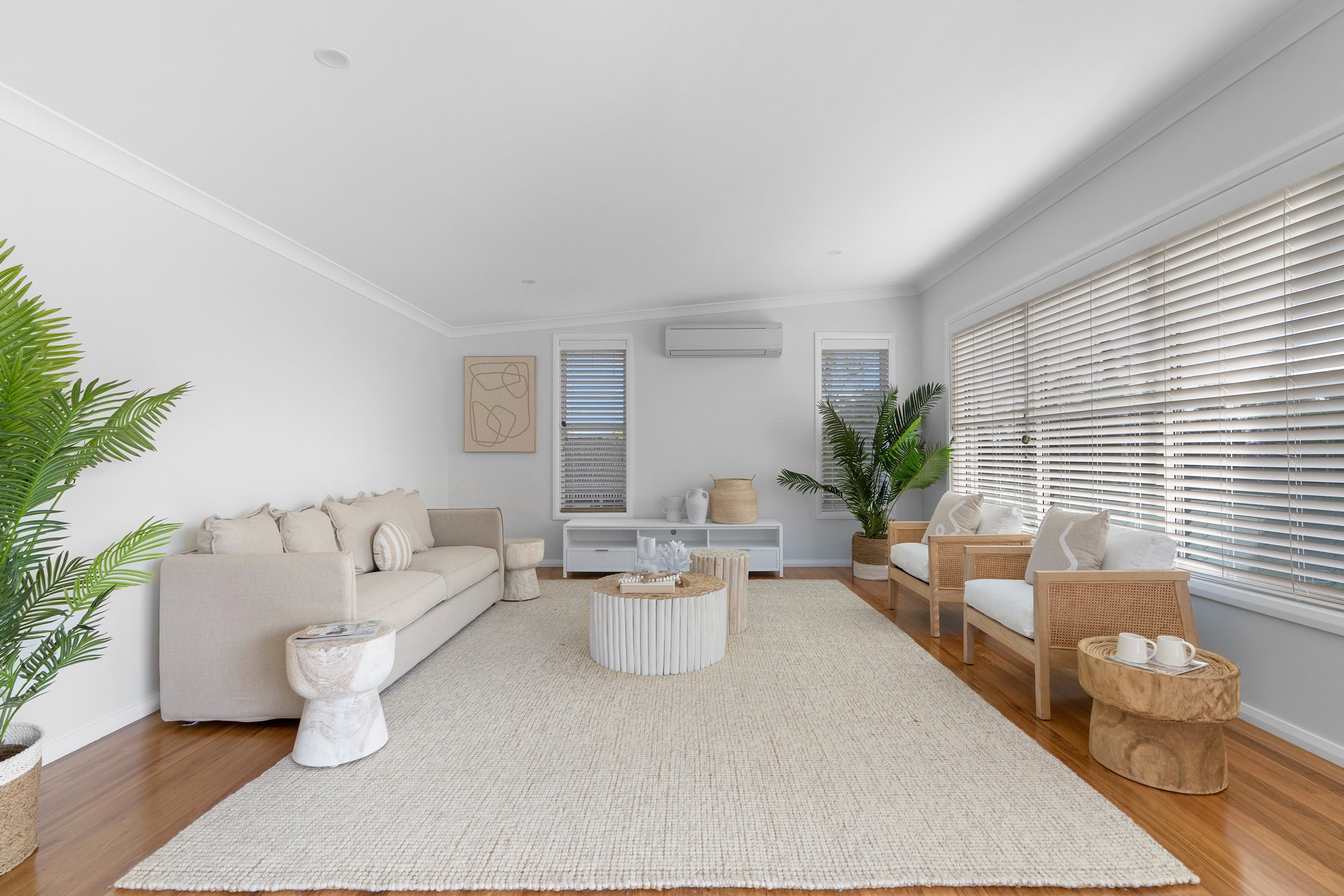 8 Lucinda Avenue, Killarney Vale, NSW, 2261, Killarney Vale - Thumbnail 6
